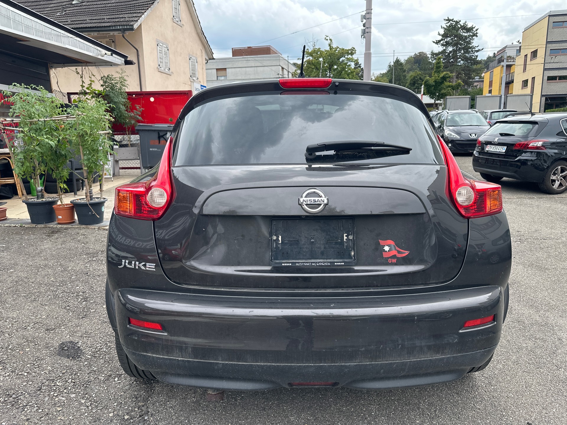 NISSAN Juke 1.6 DIG-T Shiro 4x4 Xtronic M-CVT-image-5