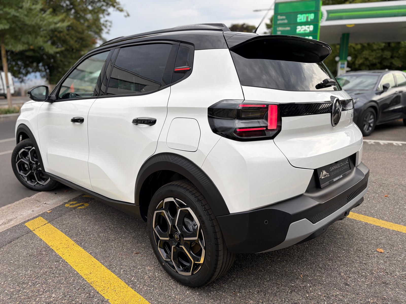 CITROEN e-C3 44kWh Max-showroom-element-2