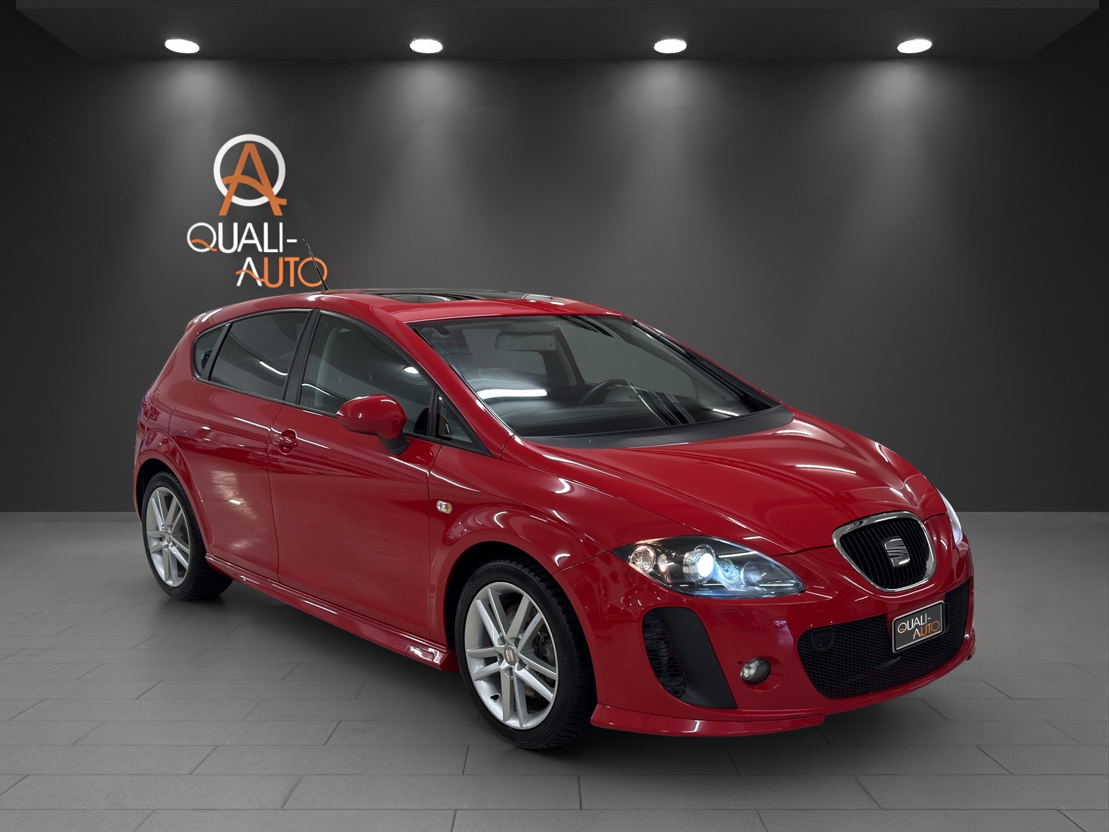SEAT Leon 2.0 TSI FR DSG-image-0