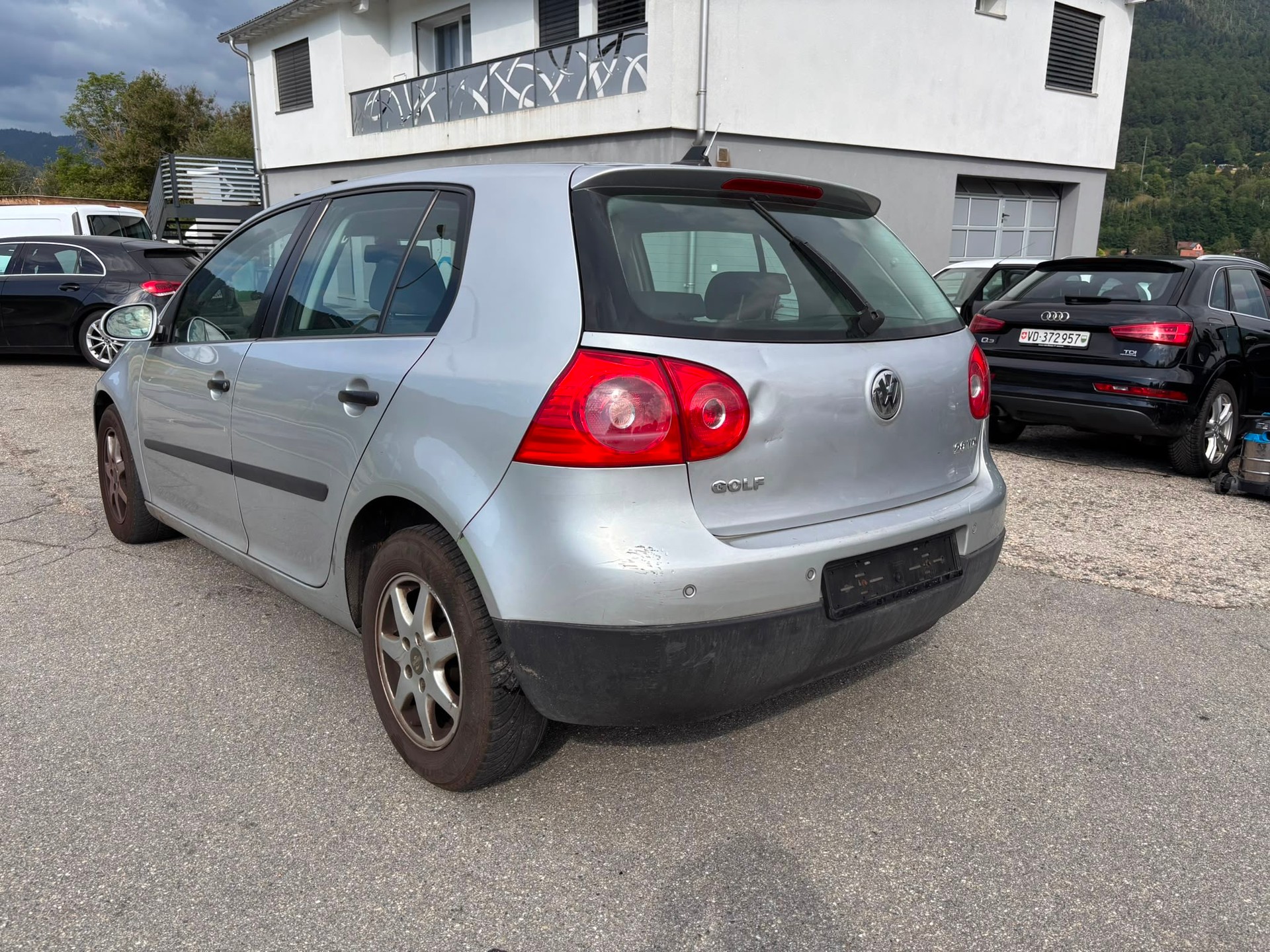 VW Golf 2.0 TDI GT Sport DSG-image-2