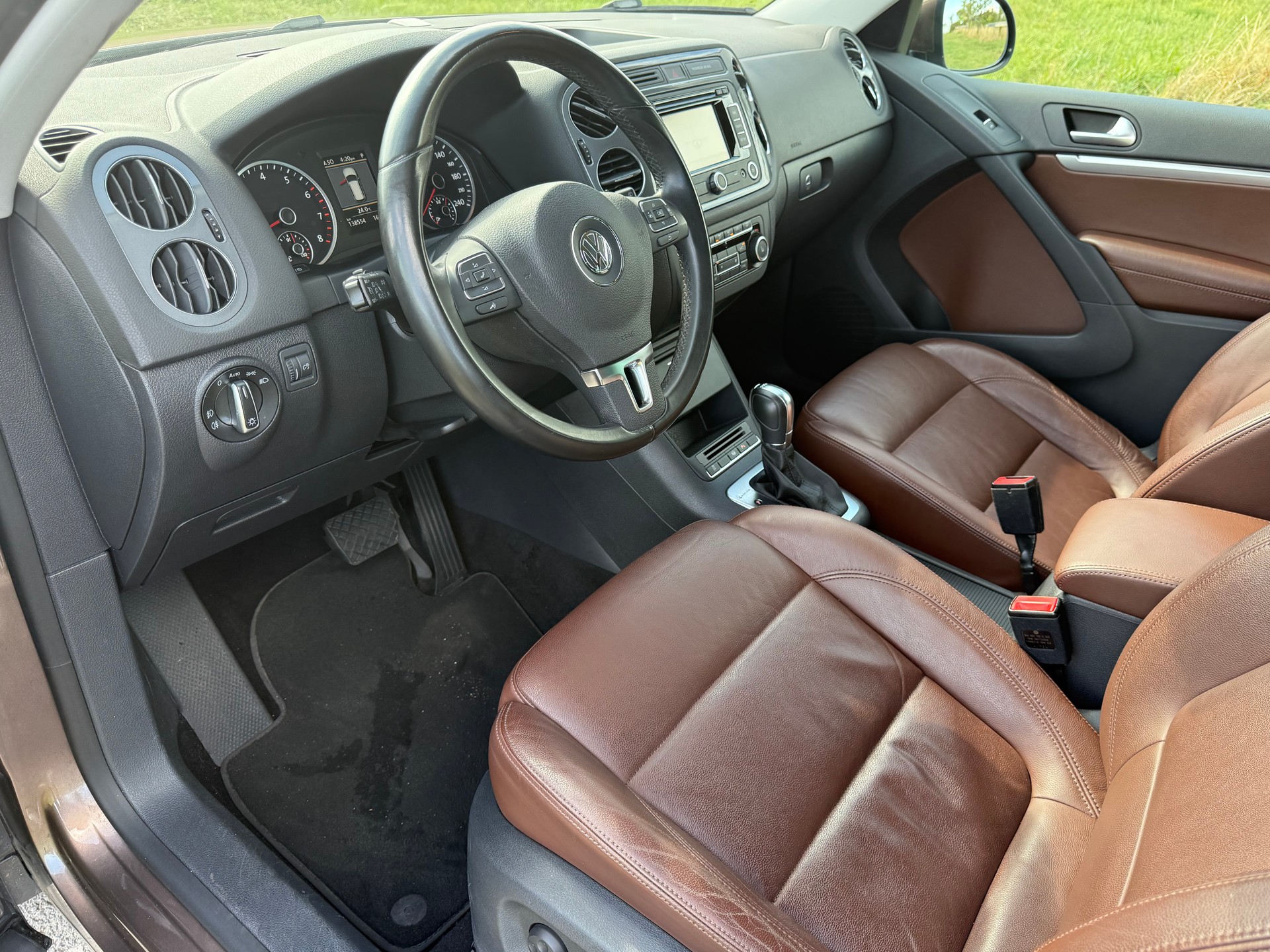 VW Tiguan 2.0 TSI Sport&Style 4Motion DSG-image-12