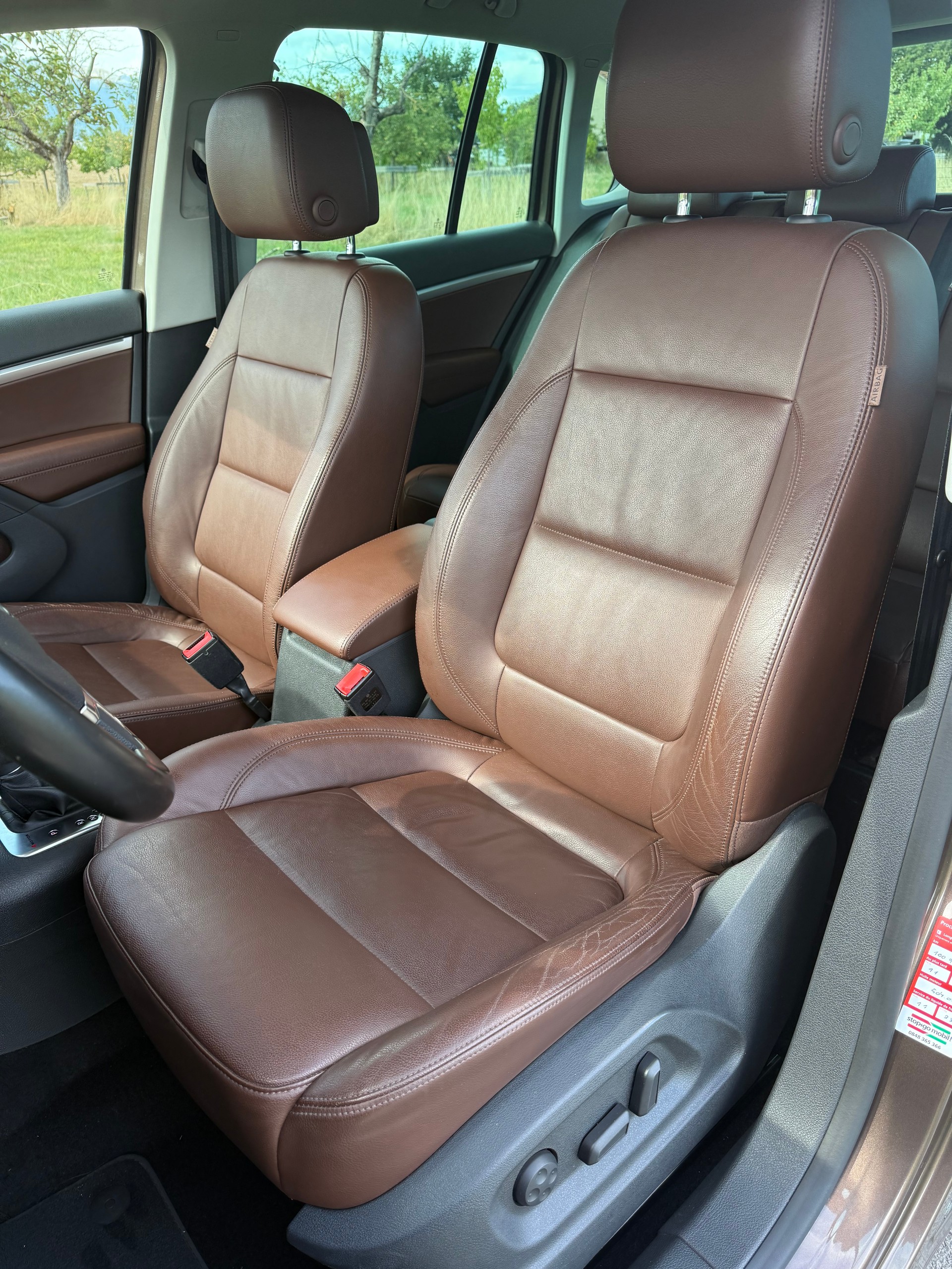 VW Tiguan 2.0 TSI Sport&Style 4Motion DSG-image-11