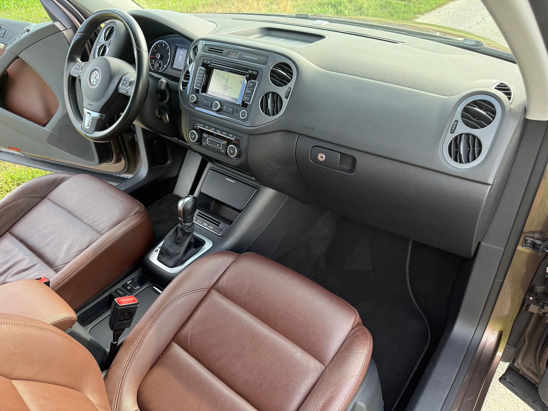 VW Tiguan 2.0 TSI Sport&Style 4Motion DSG-image-14