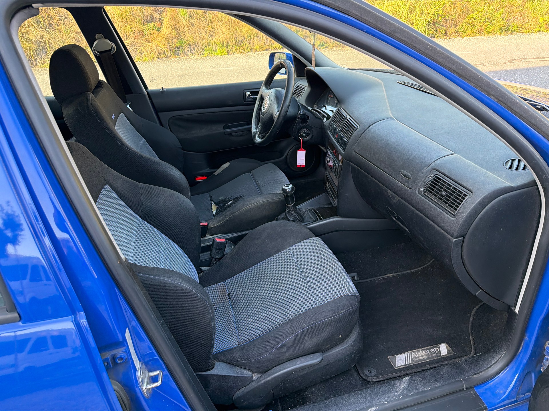 VW Golf 1.8 T GTI-image-8