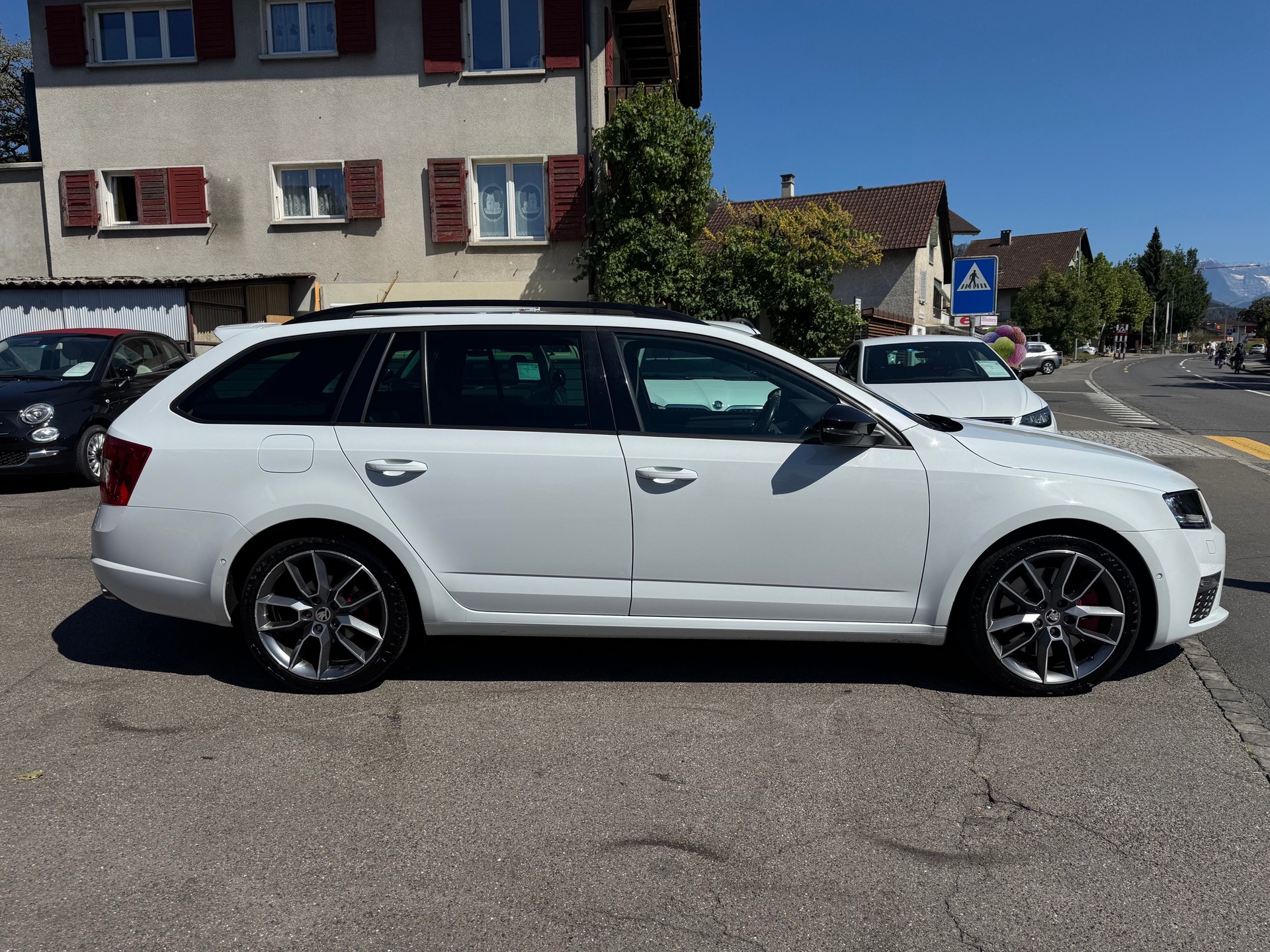 SKODA Octavia Combi 2.0 TSI RS DSG-image-4