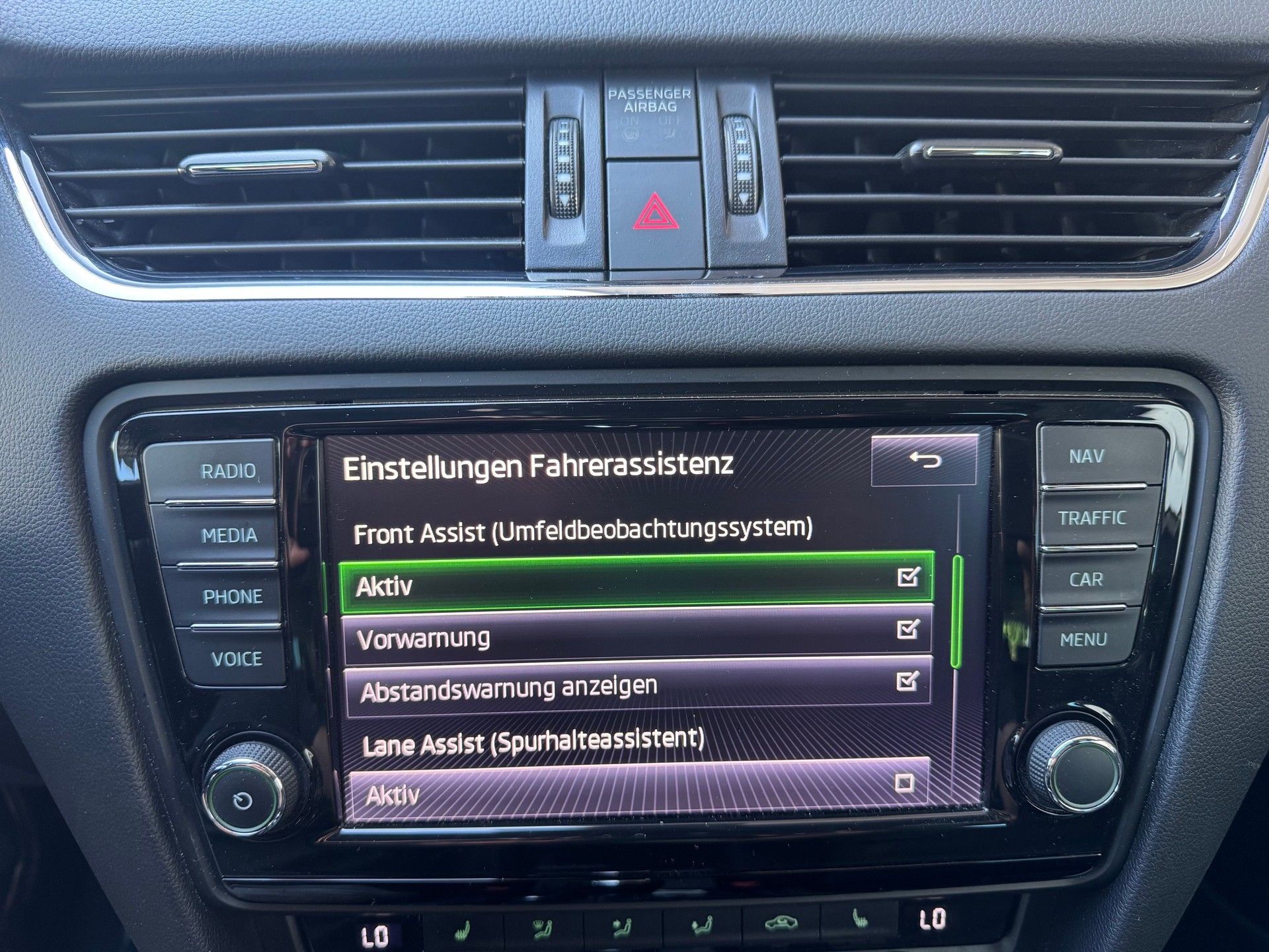 SKODA Octavia Combi 2.0 TSI RS DSG-image-11