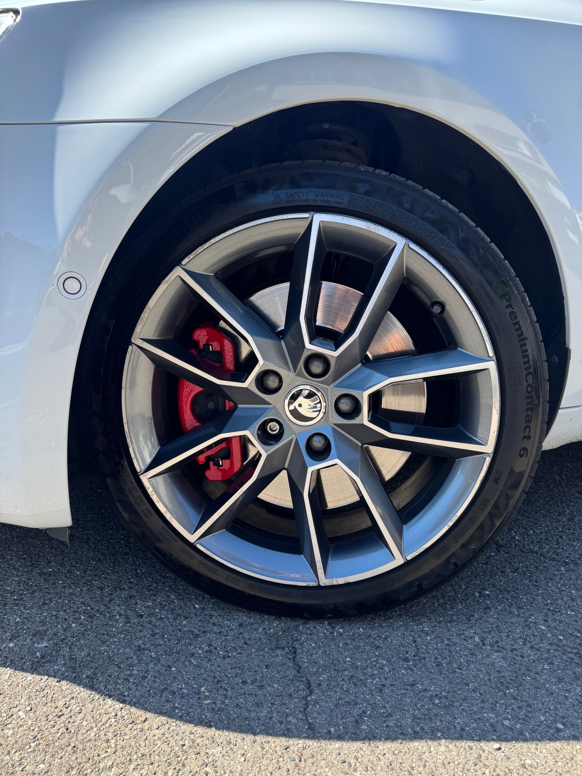 SKODA Octavia Combi 2.0 TSI RS DSG-image-1