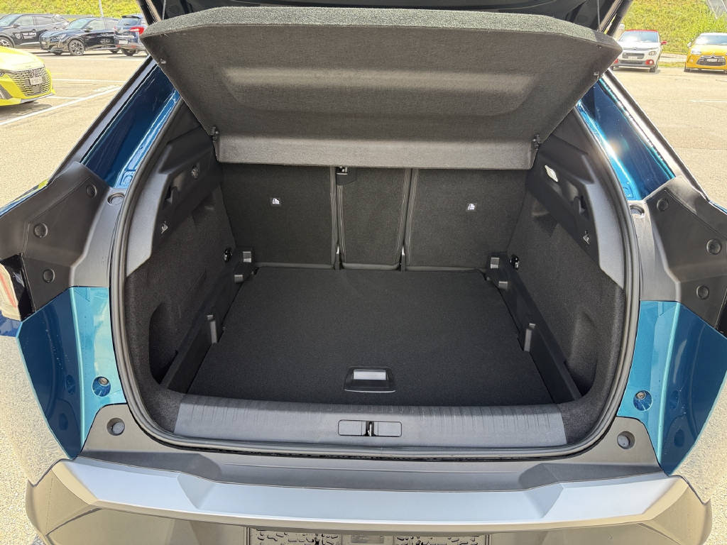 PEUGEOT 3008 Hybrid 145 e-DCS6 Allure Premium-image-13