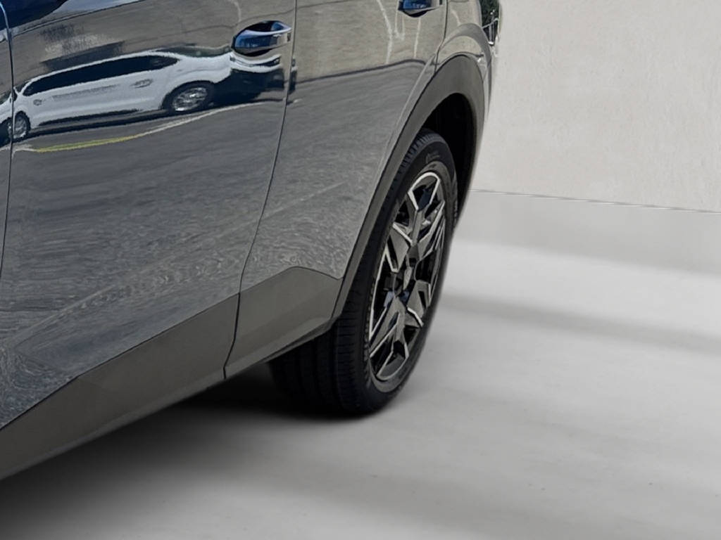 PEUGEOT 3008 Hybrid 145 e-DCS6 Allure Premium-showroom-element-3