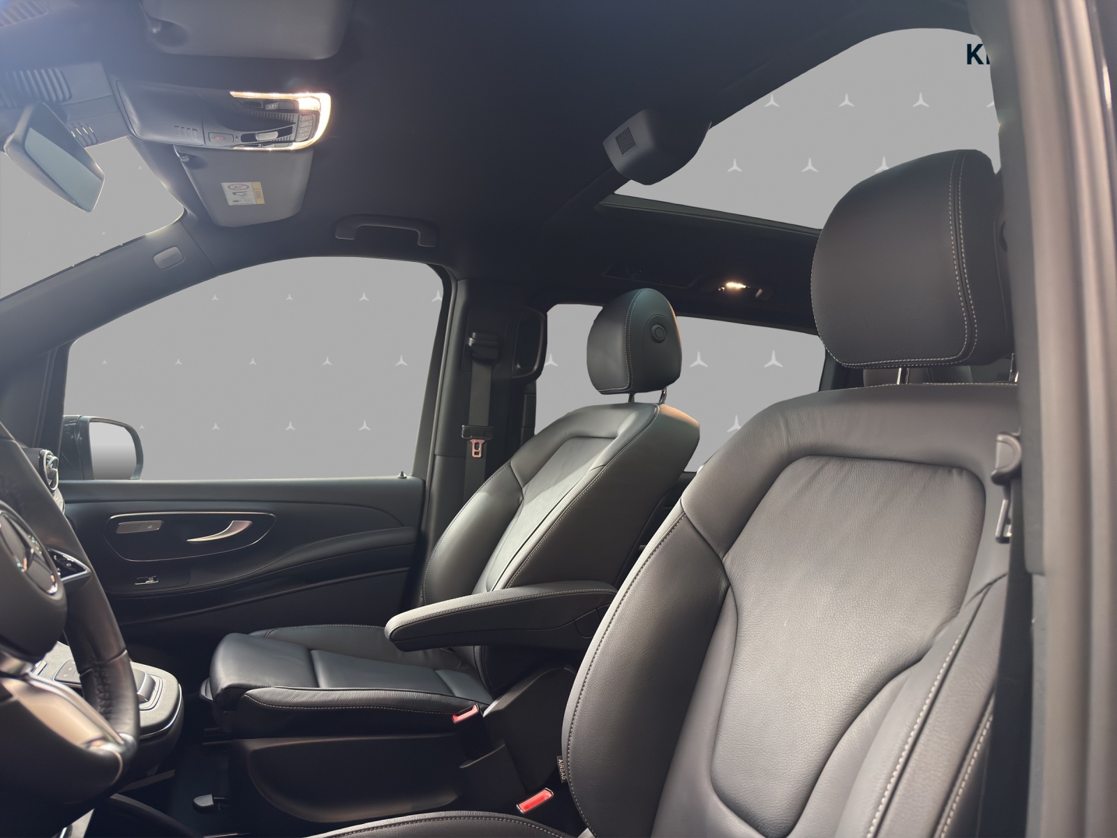 MERCEDES-BENZ V 300 d 4M - Lang / DISTRONIC / 360 Grad Kamera / Panorama-Dach / 7 Sitze / Luftfederung-image-8