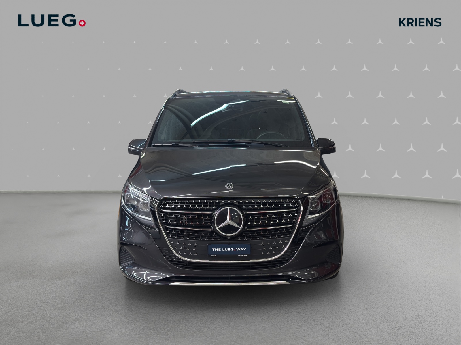 MERCEDES-BENZ V 300 d 4M - Lang / DISTRONIC / 360 Grad Kamera / Panorama-Dach / 7 Sitze / Luftfederung-image-5