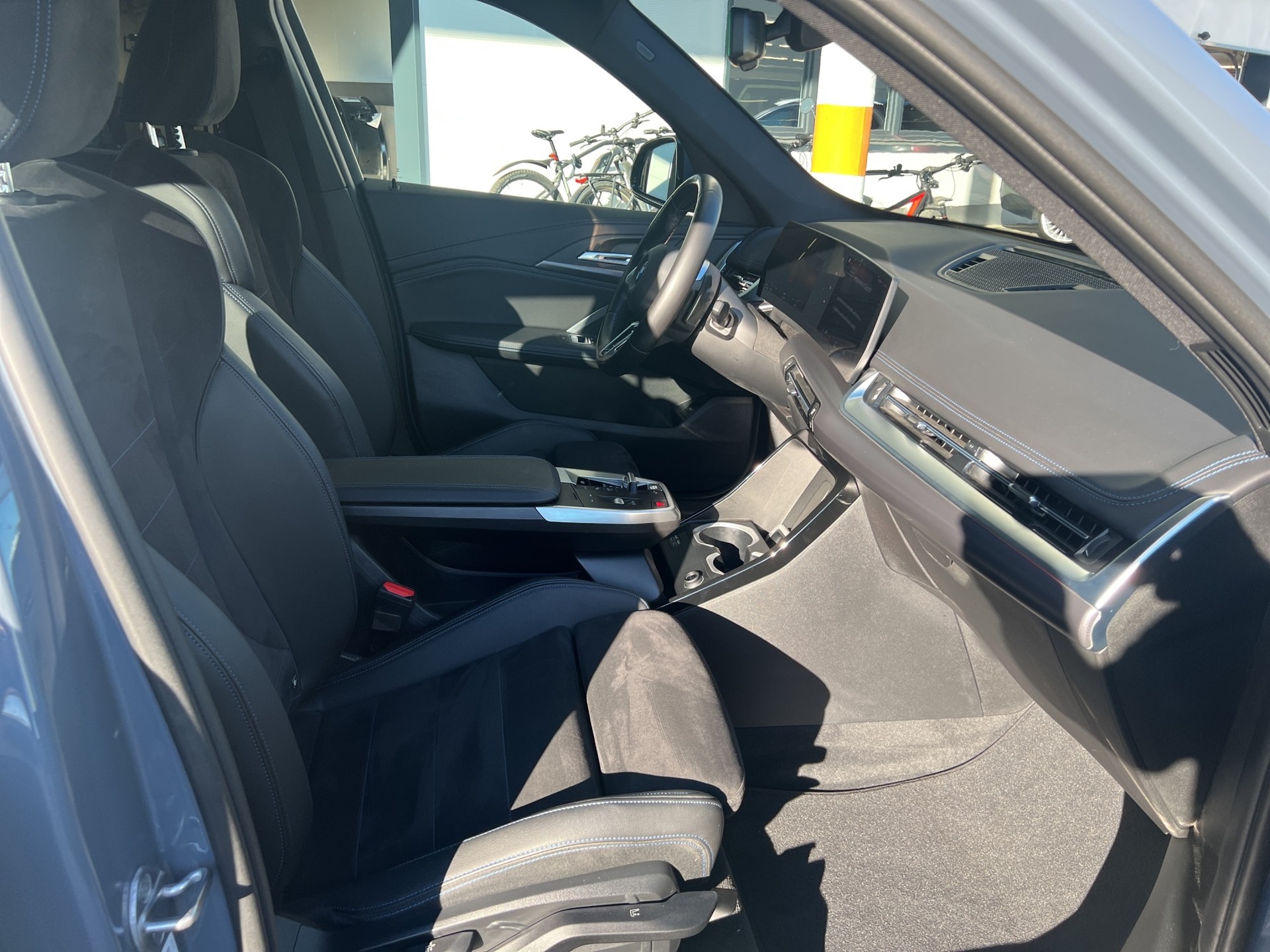 BMW X1 xDrive 23d 48V M Sport-image-19