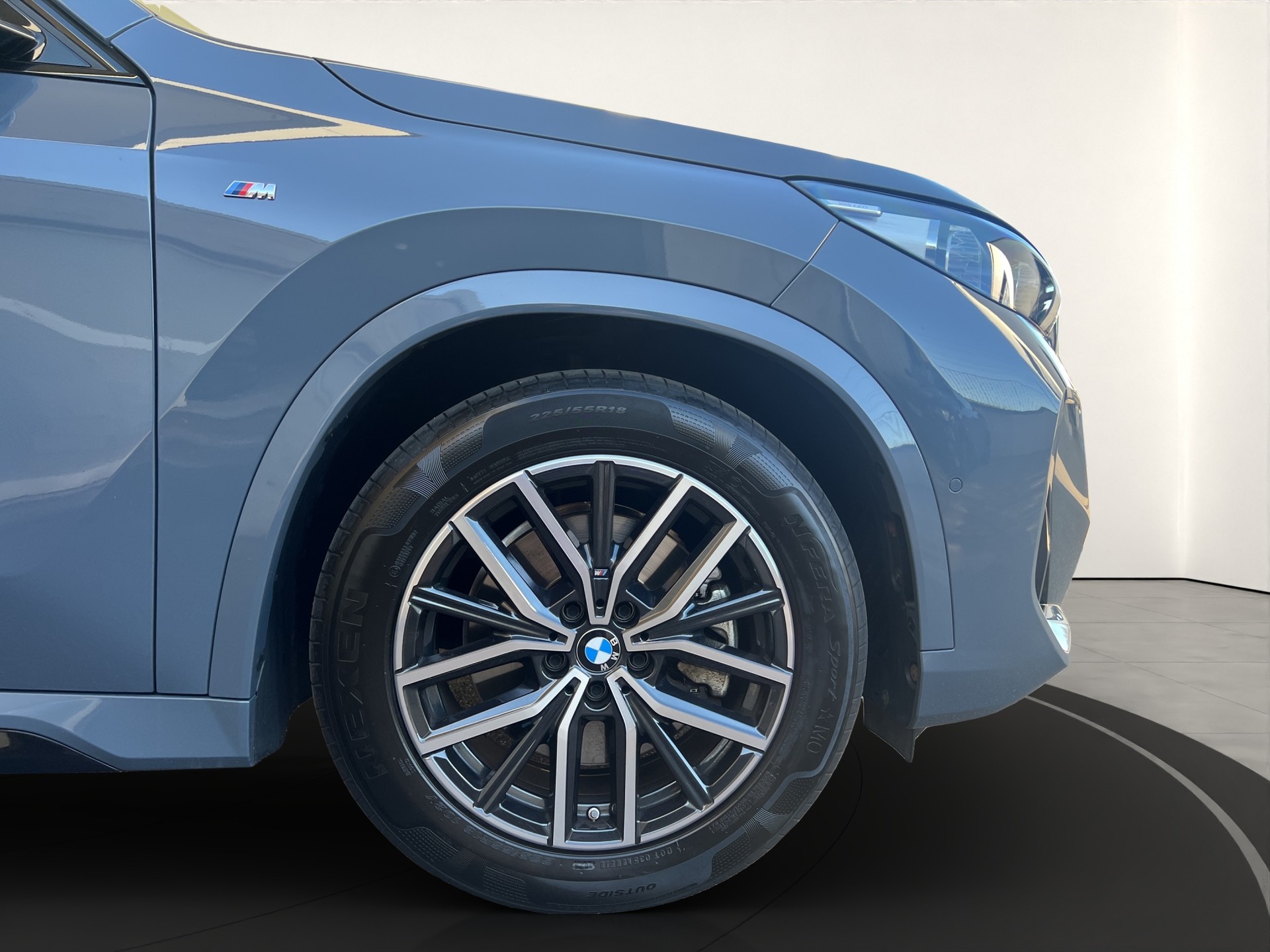 BMW X1 xDrive 23d 48V M Sport-image-6