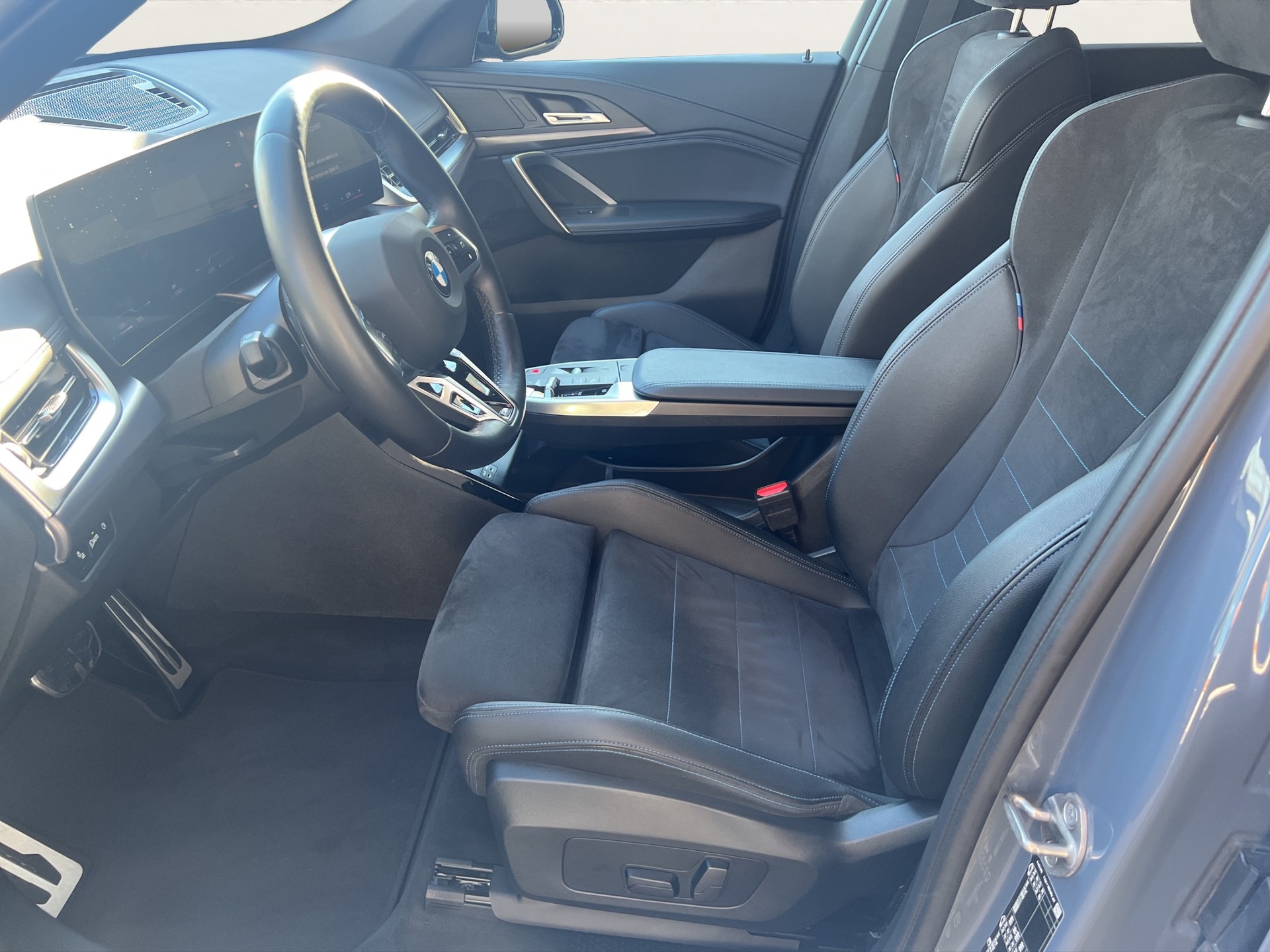 BMW X1 xDrive 23d 48V M Sport-image-9
