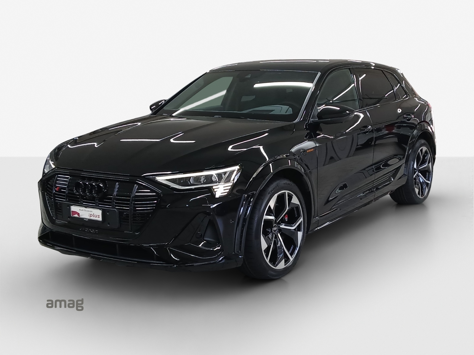 AUDI e-tron S quattro-image-0