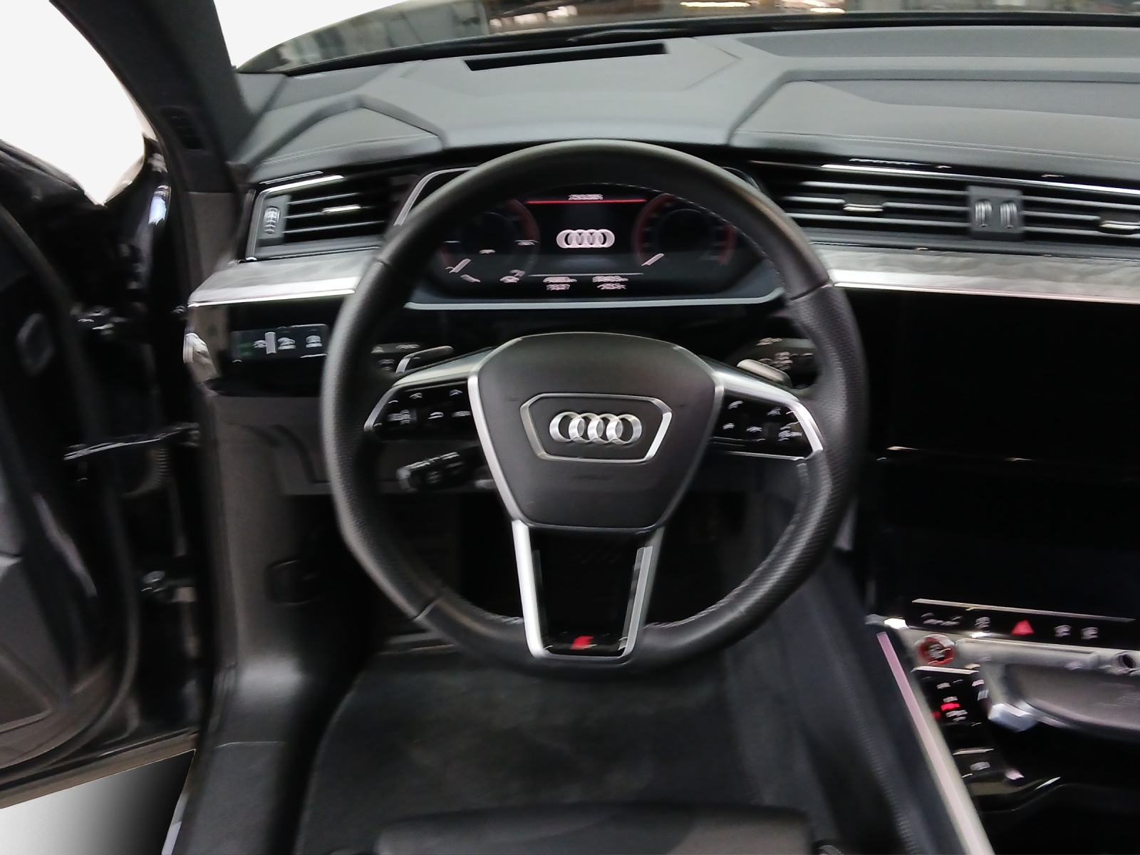 AUDI e-tron S quattro-image-9