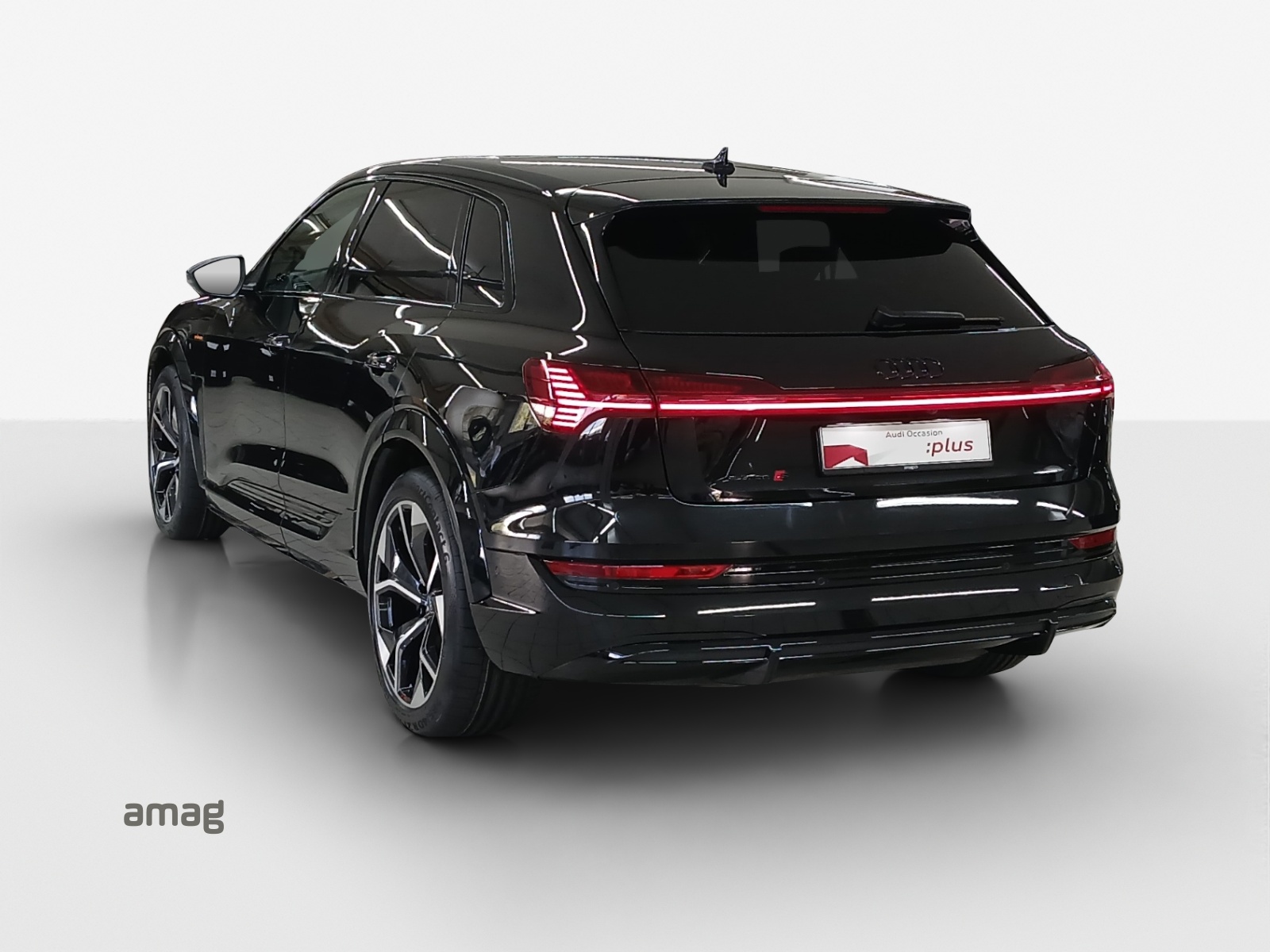 AUDI e-tron S quattro-image-2