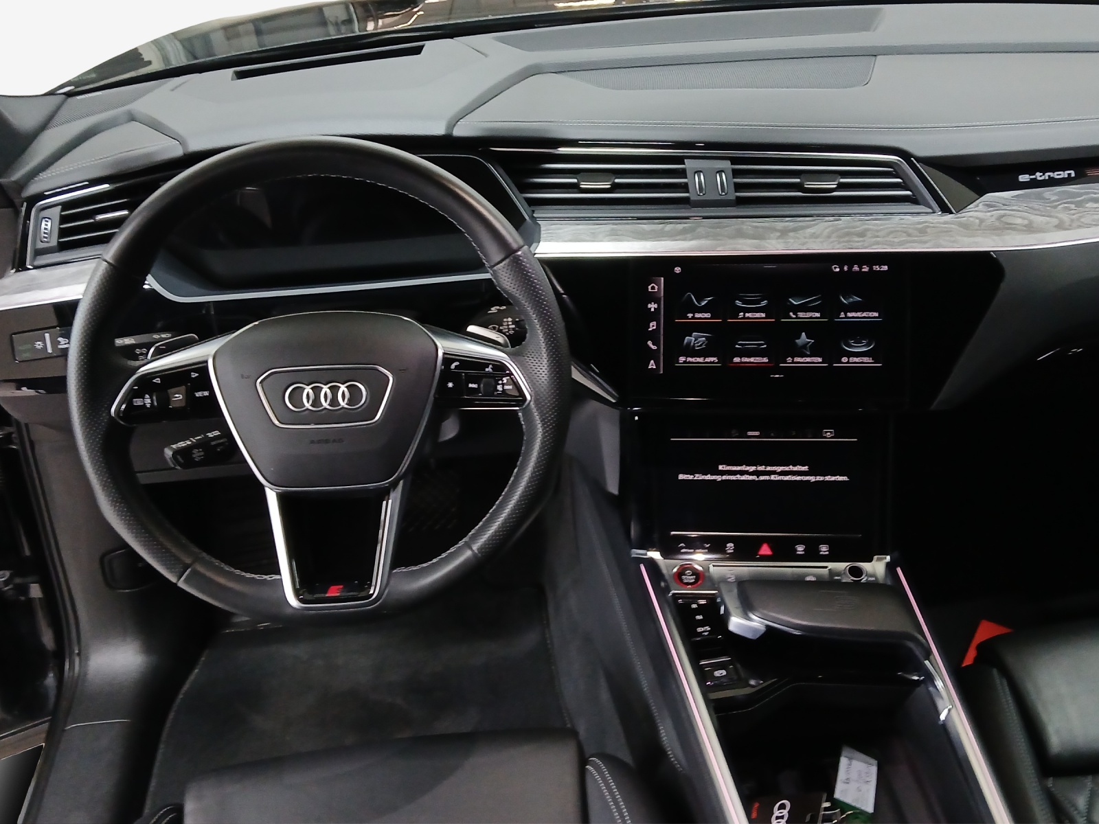 AUDI e-tron S quattro-image-8