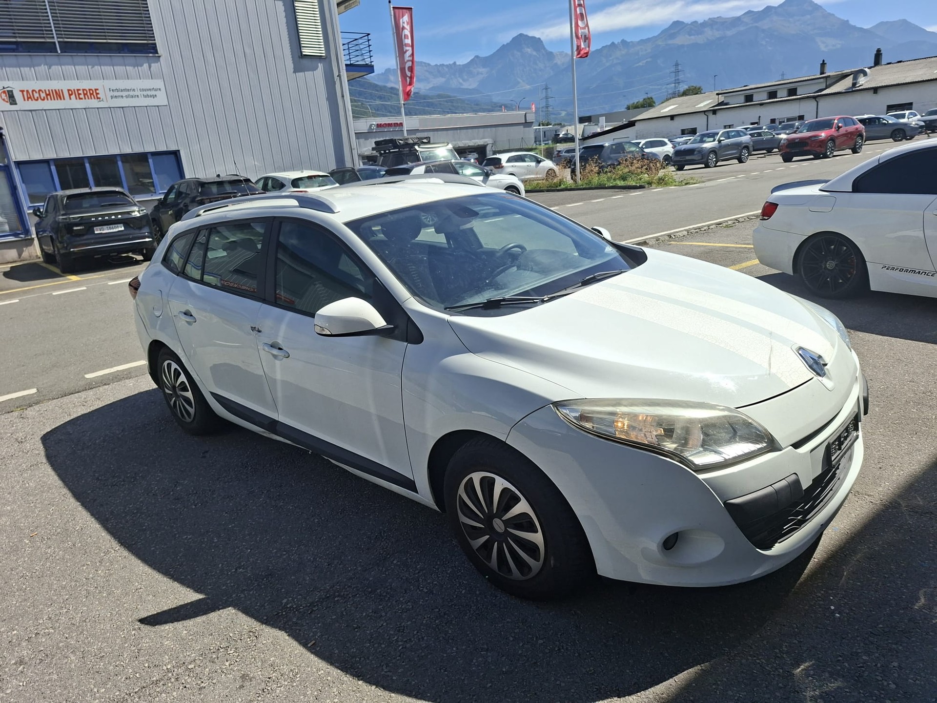 RENAULT Mégane Grandtour 1.5 dCi Dynamique EDC-image-0
