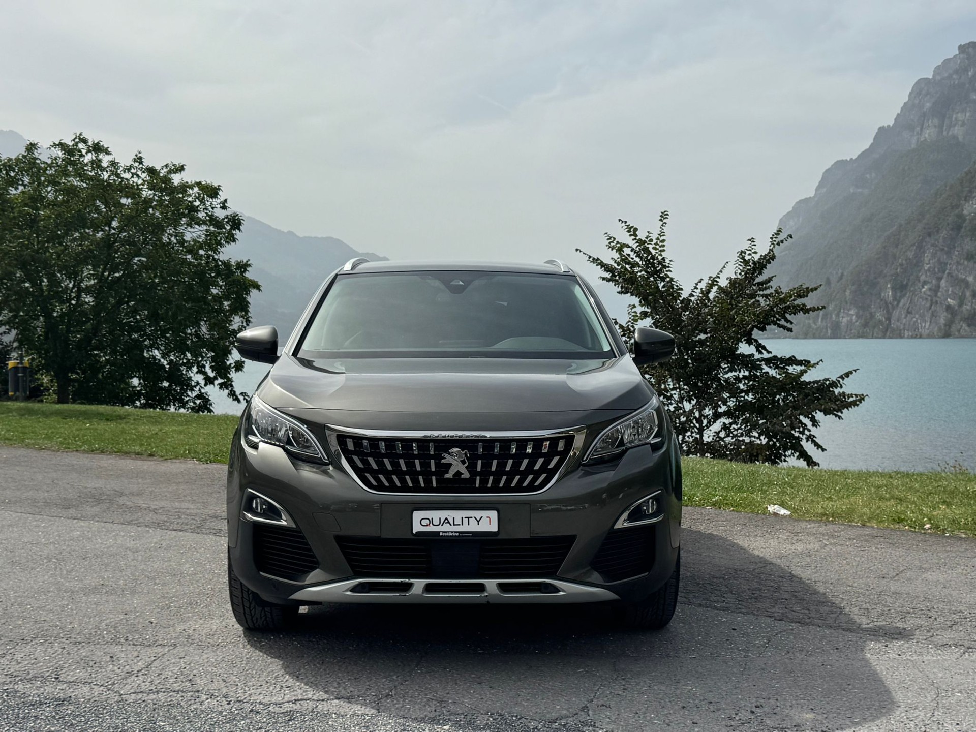 PEUGEOT 3008 1.5 BlueHDi Allure EAT-image-0