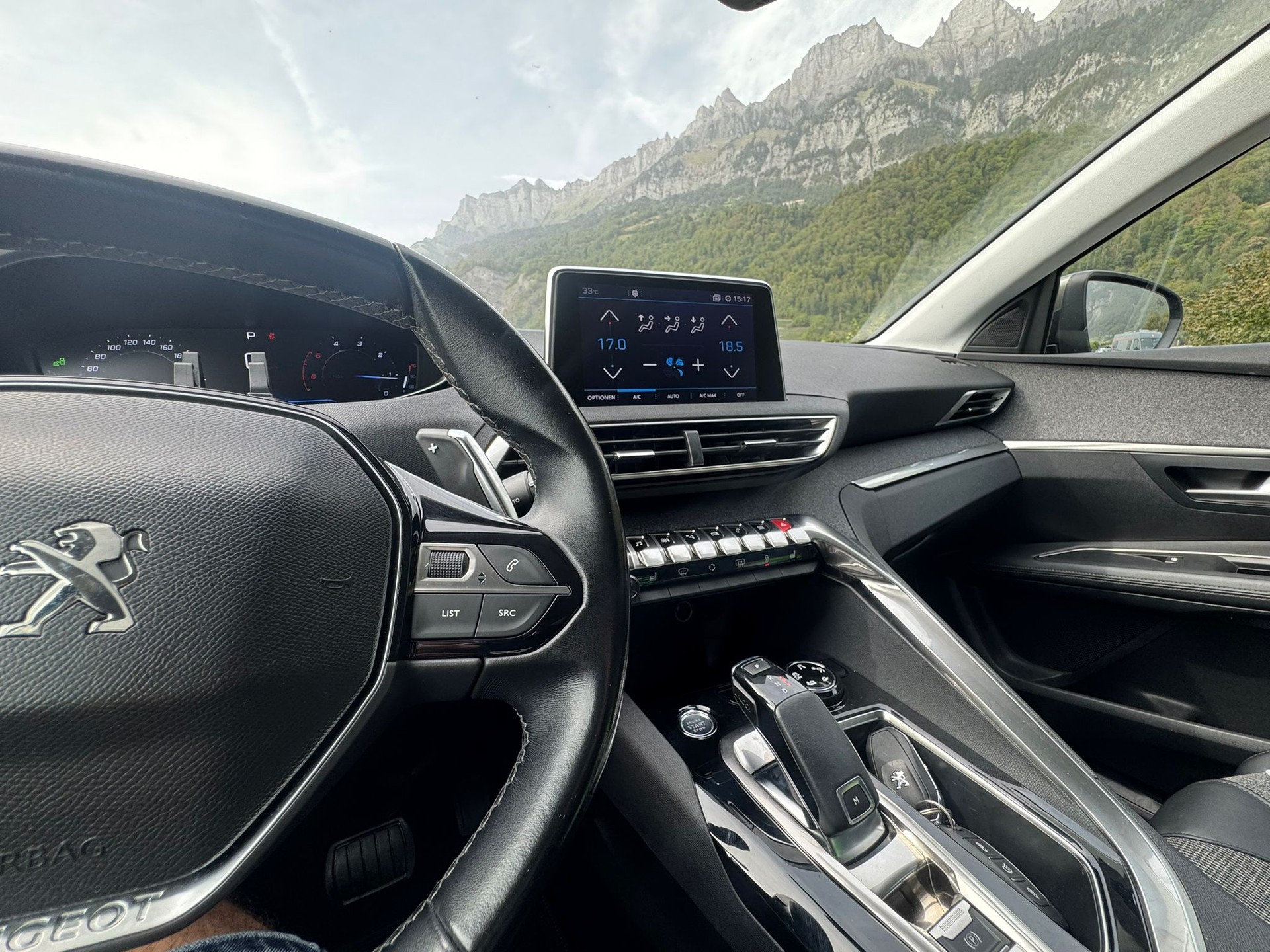 PEUGEOT 3008 1.5 BlueHDi Allure EAT-image-15