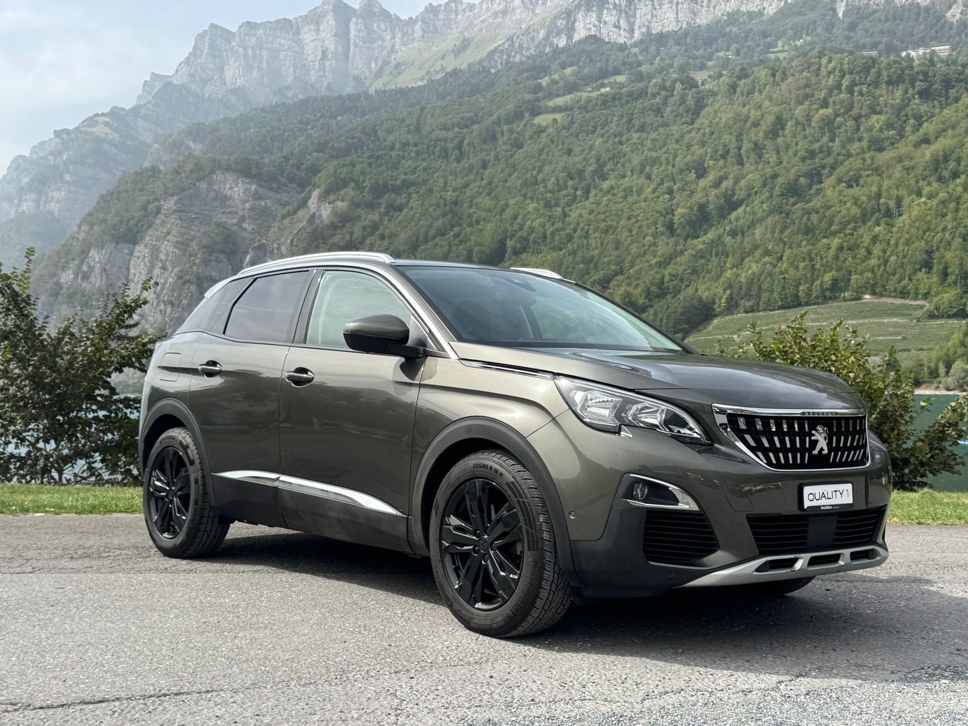 PEUGEOT 3008 1.5 BlueHDi Allure EAT-image-2