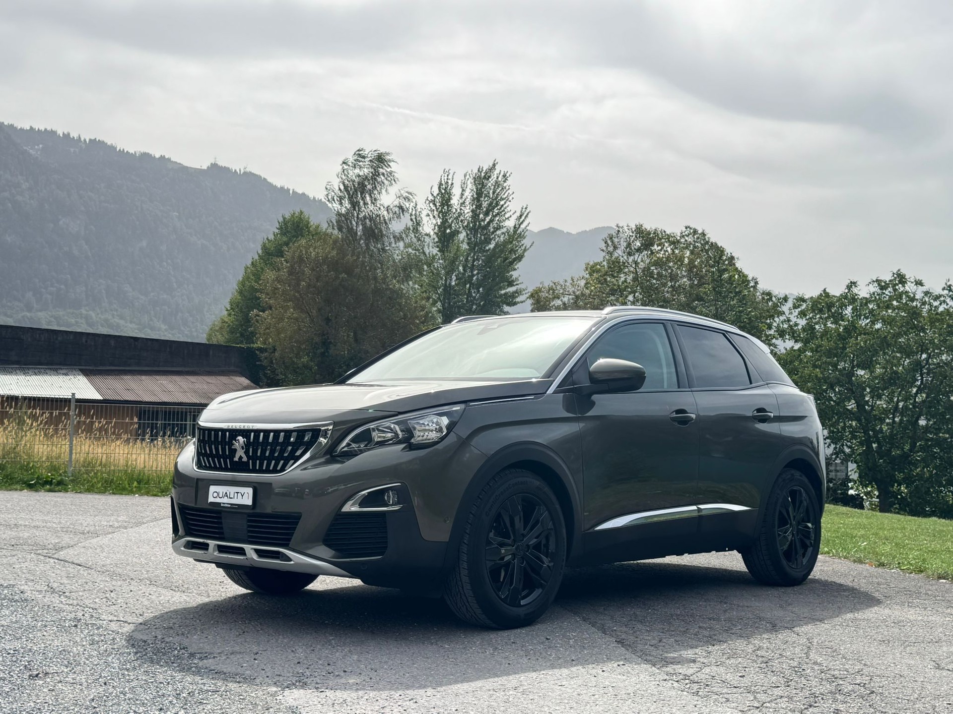 PEUGEOT 3008 1.5 BlueHDi Allure EAT-image-1
