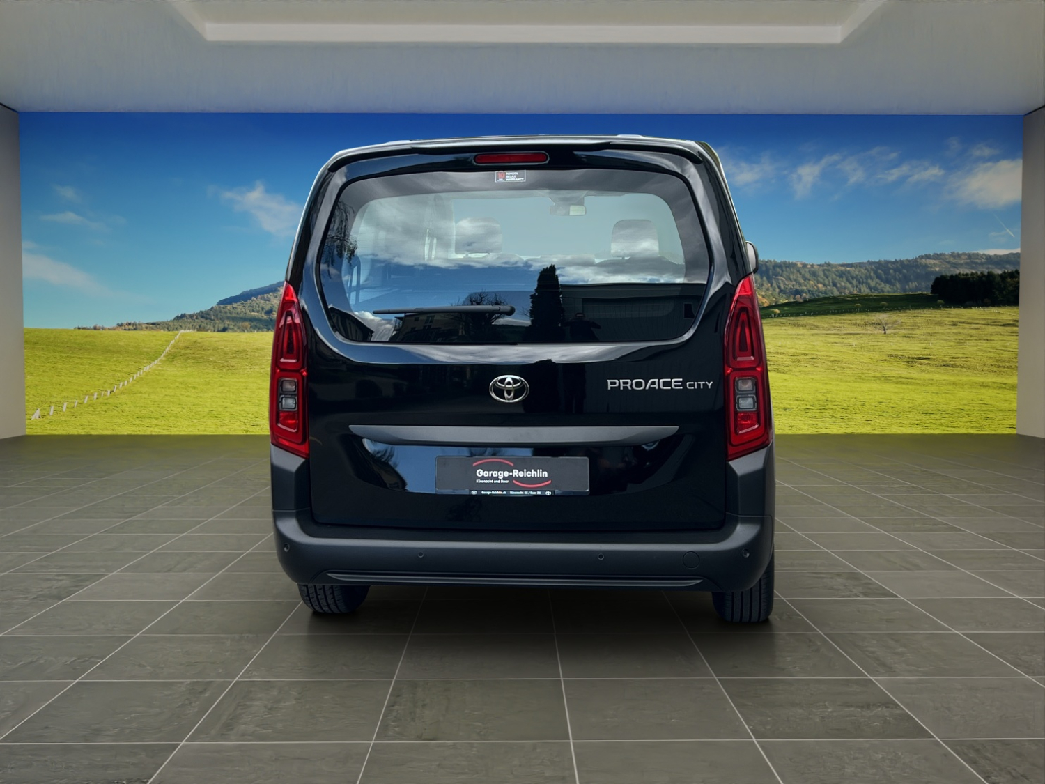TOYOTA Proace City Verso L2 1.2 110 Comfort-image-3