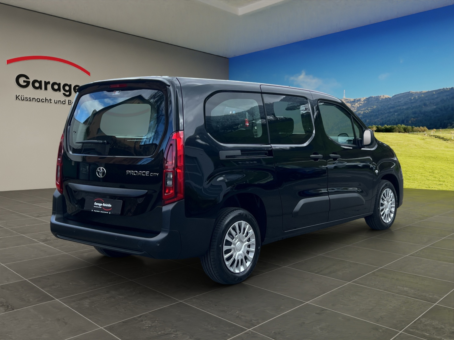 TOYOTA Proace City Verso L2 1.2 110 Comfort-image-4