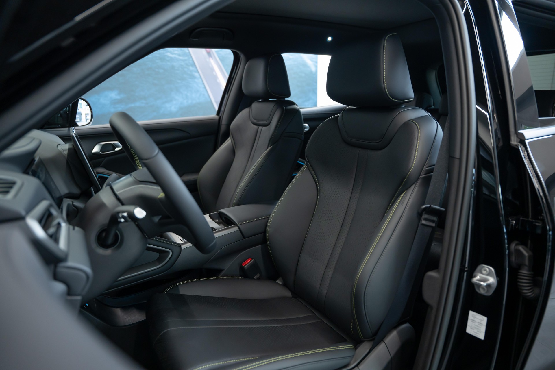BYD Atto 2 DM-i Boost-image-10