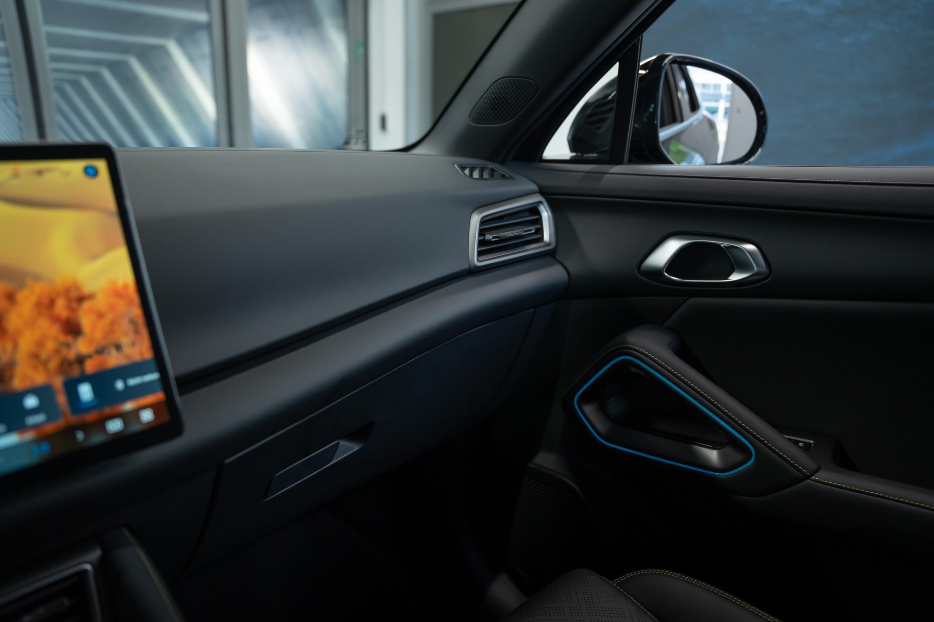 BYD Atto 2 DM-i Boost-image-18
