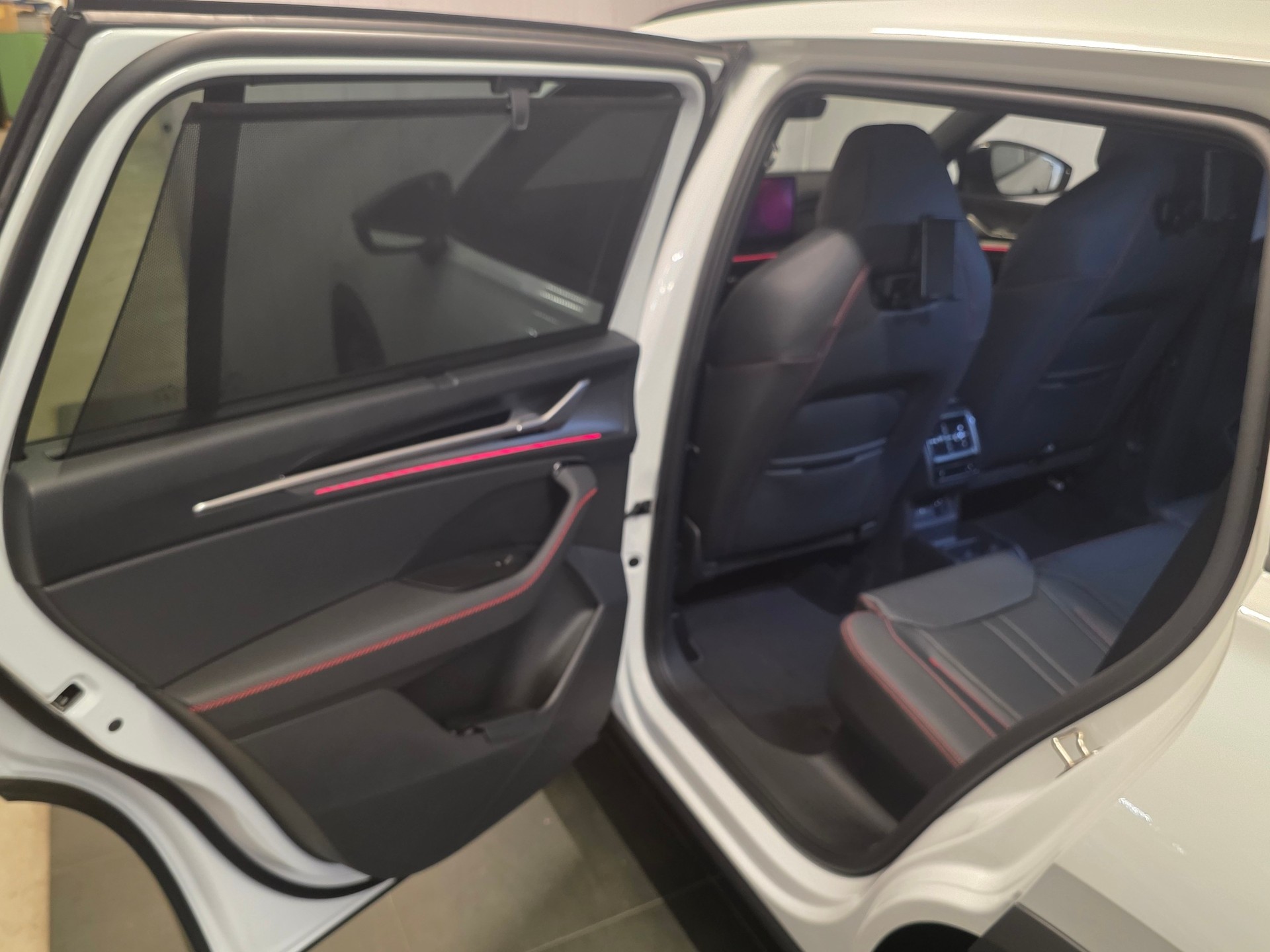 SKODA Kodiaq 2.0 TSI RS 4x4-image-10