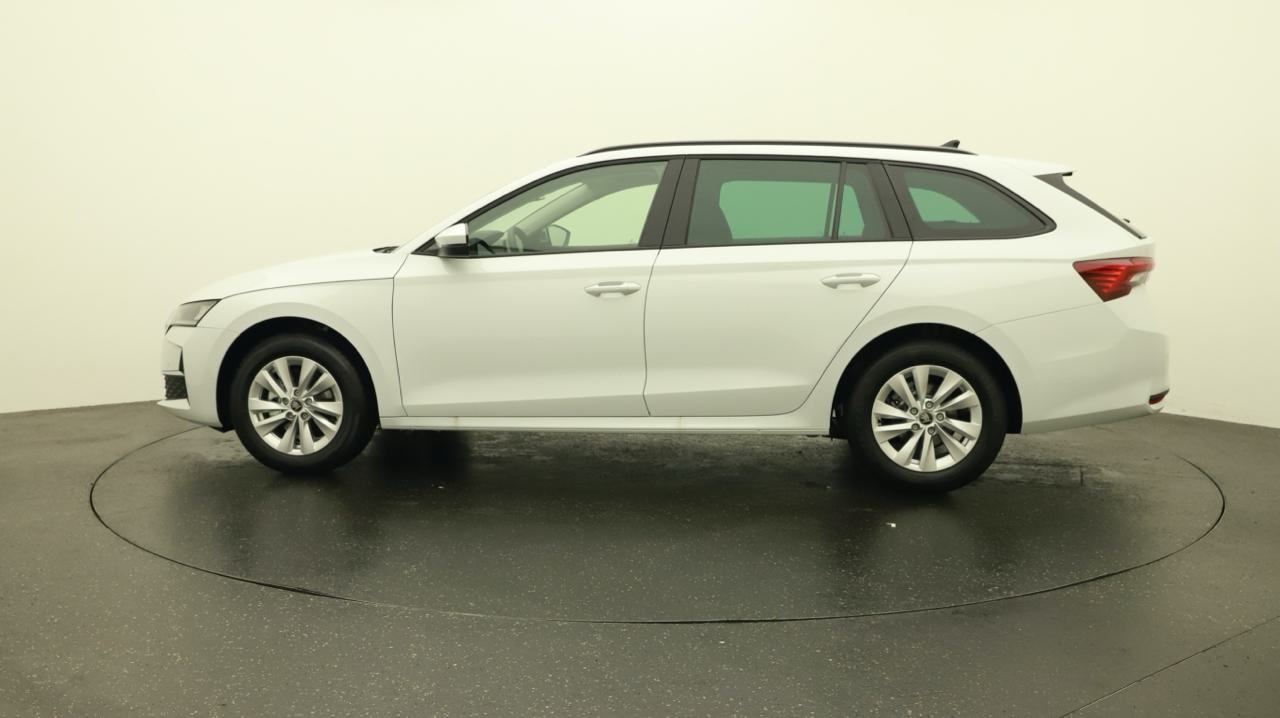 SKODA Octavia Combi 2.0 TDI DSG Selection-image-1