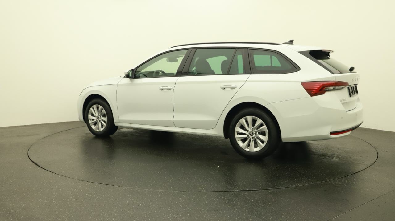 SKODA Octavia Combi 2.0 TDI DSG Selection-image-2