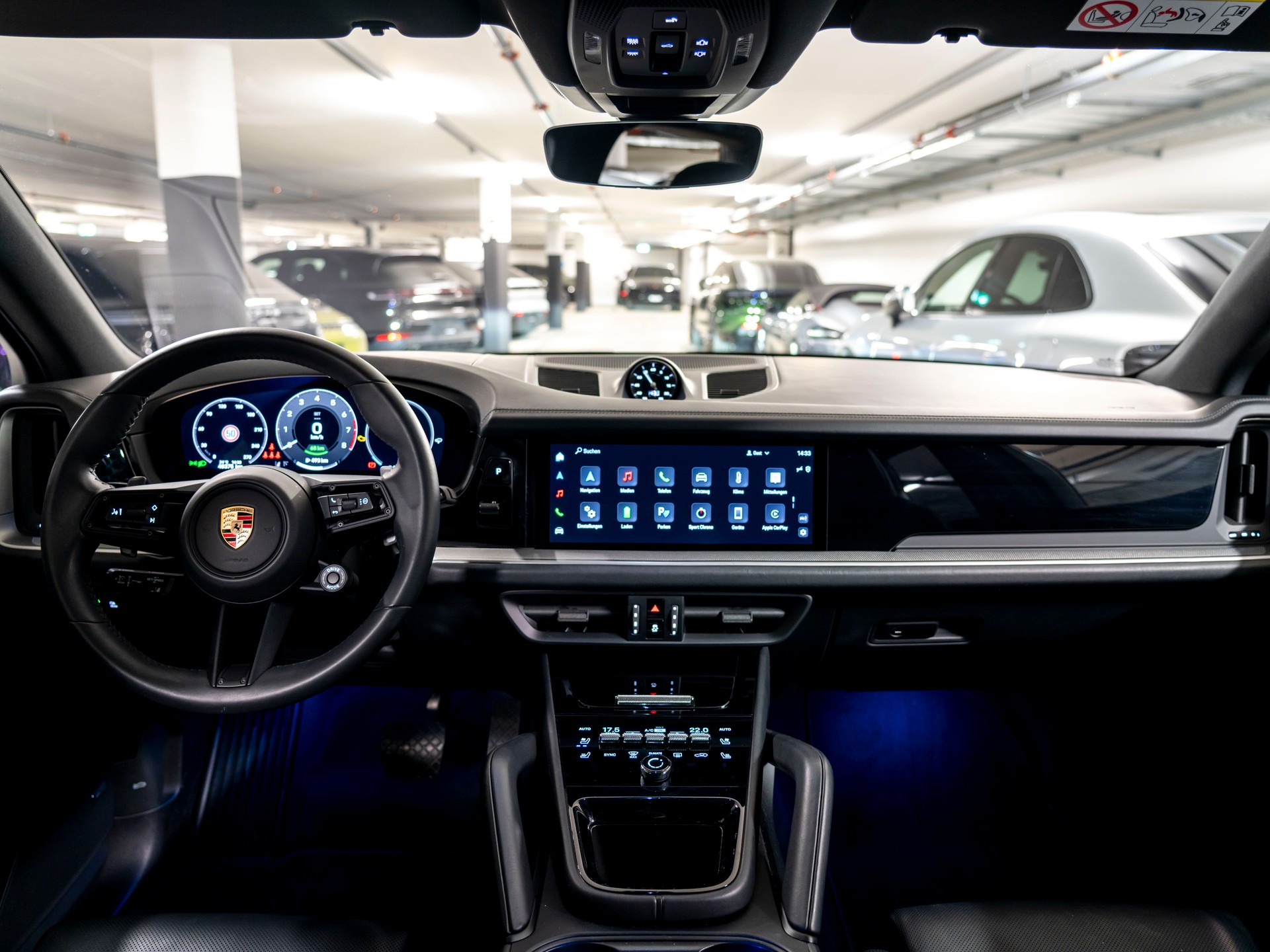 PORSCHE Cayenne E-Hybrid Tiptronic-image-22