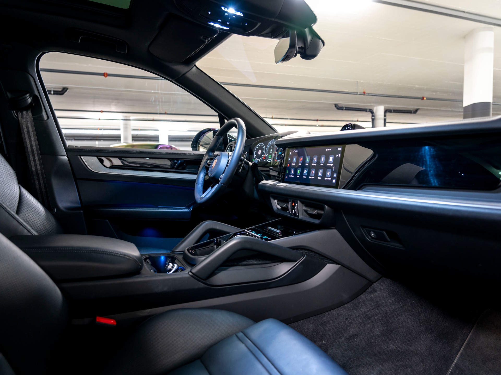 PORSCHE Cayenne E-Hybrid Tiptronic-image-23