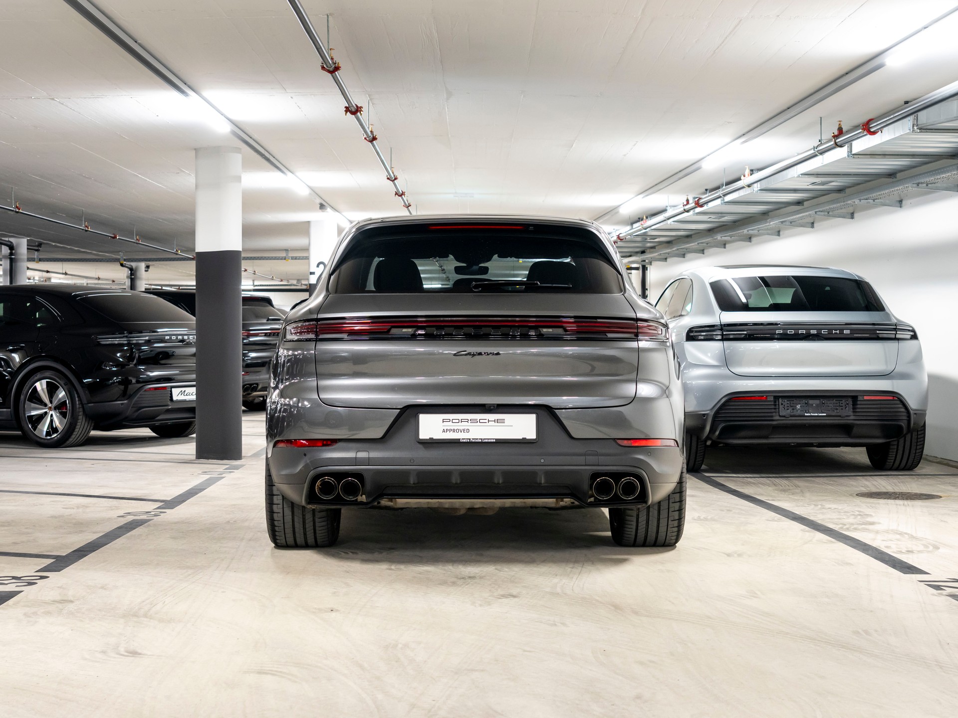 PORSCHE Cayenne E-Hybrid Tiptronic-image-4