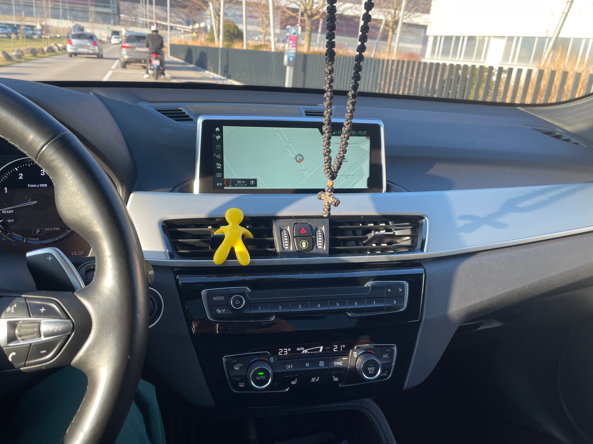 BMW 20d xDrive-image-5