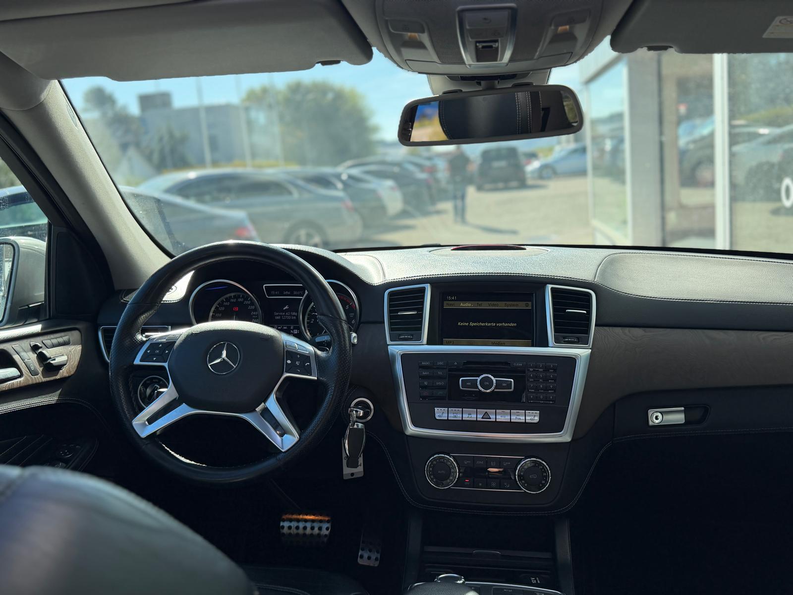 MERCEDES-BENZ ML 350 BlueTec 4Matic 7G-Tronic-image-7