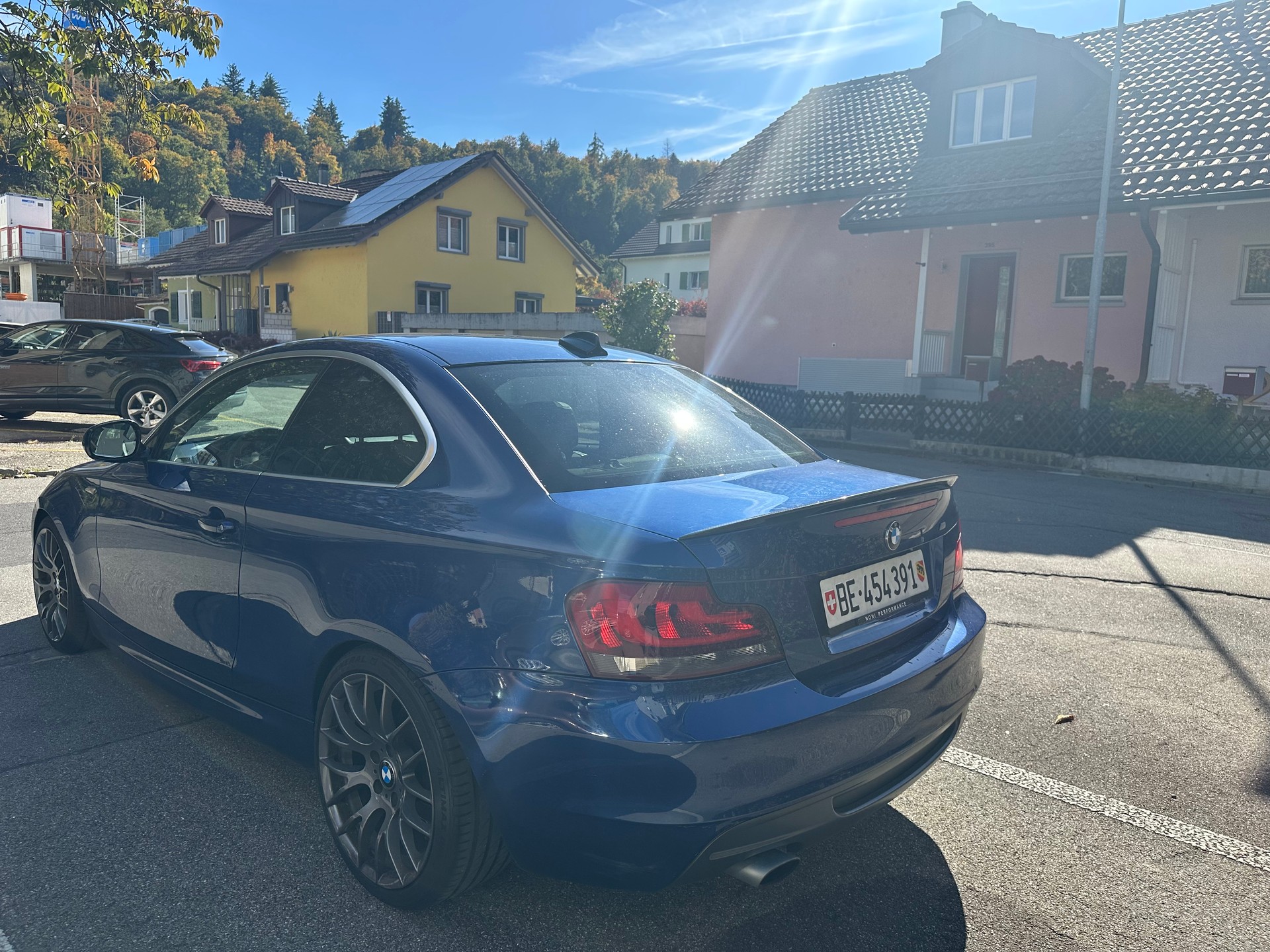 BMW 118d Coupe-image-4