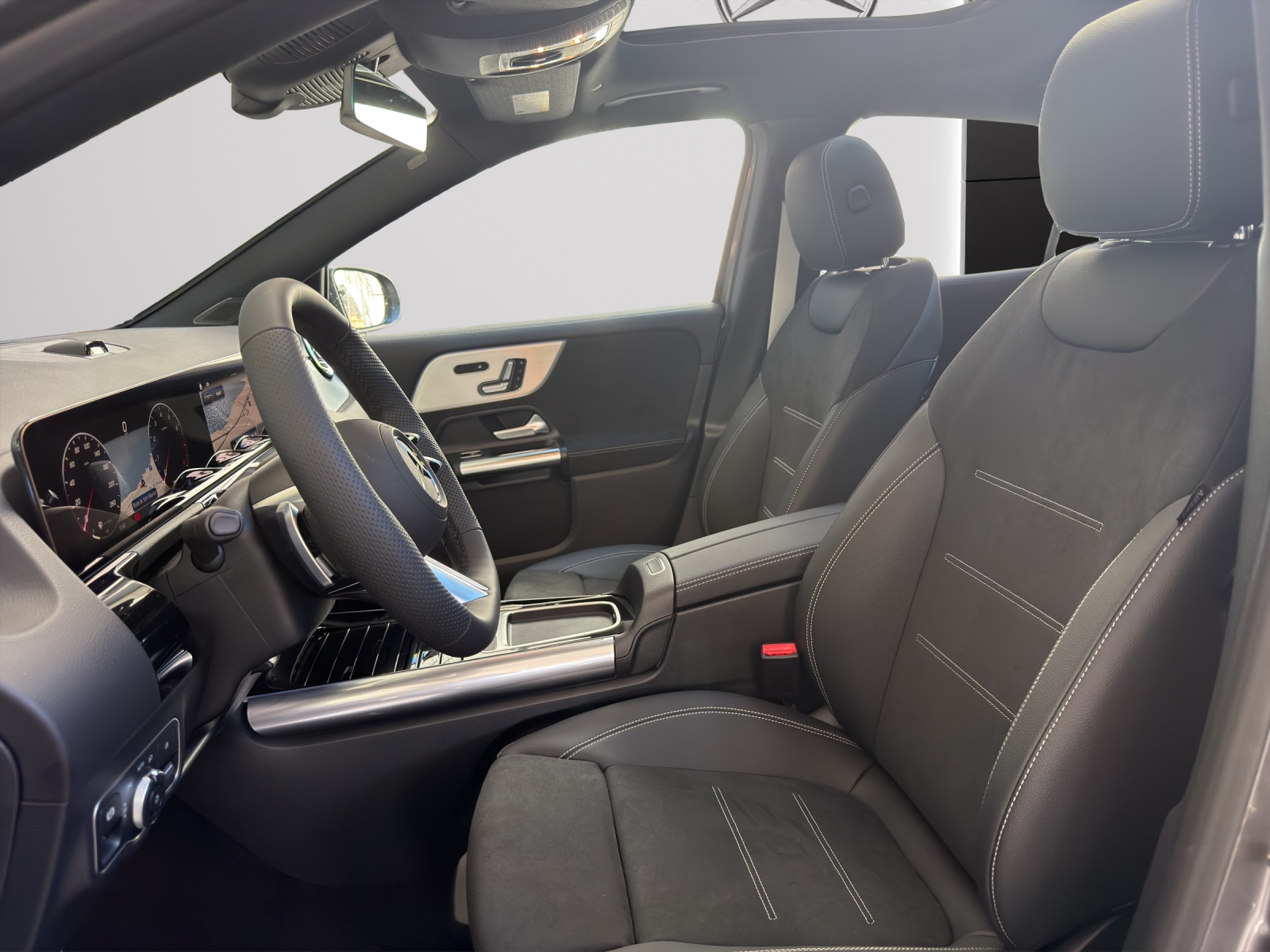 MERCEDES-BENZ GLA 200 Night Star 7G-DCT-image-7