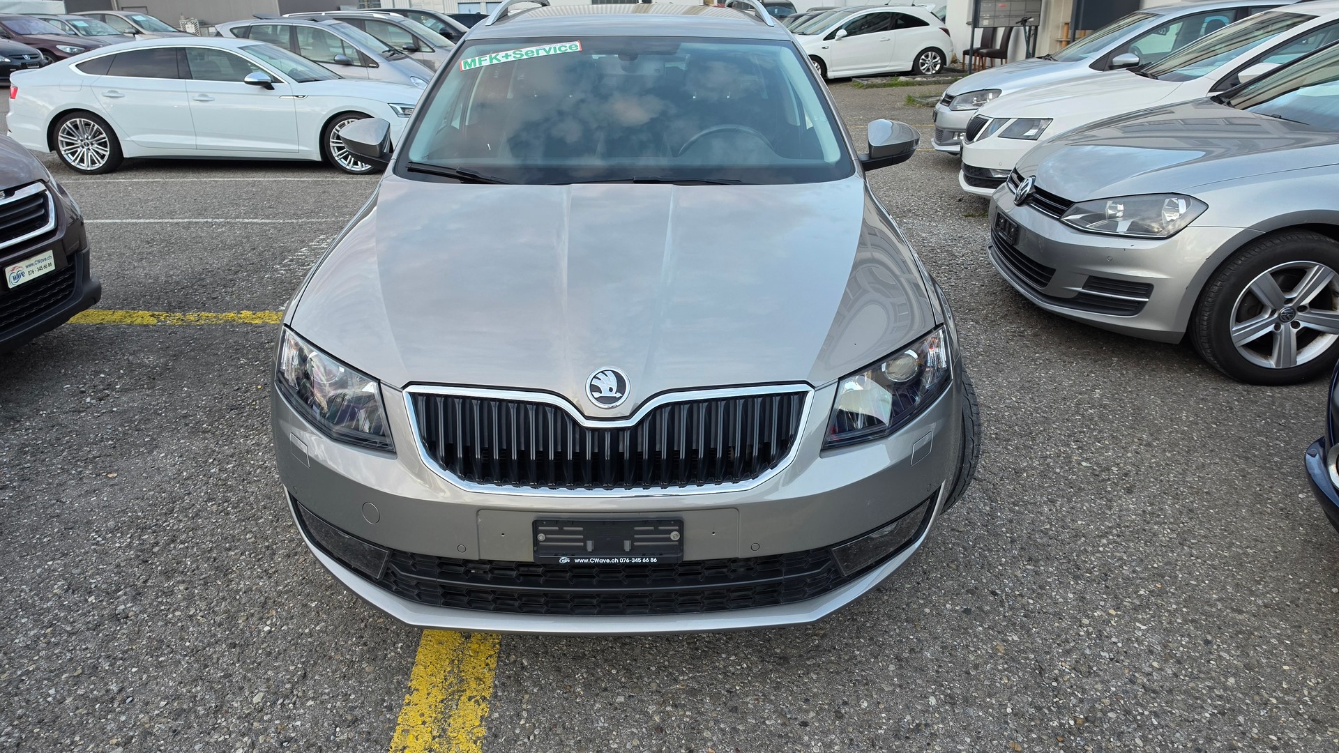 SKODA Octavia Combi 1.8 TSI Swiss Joy 4x4 DSG-image-7