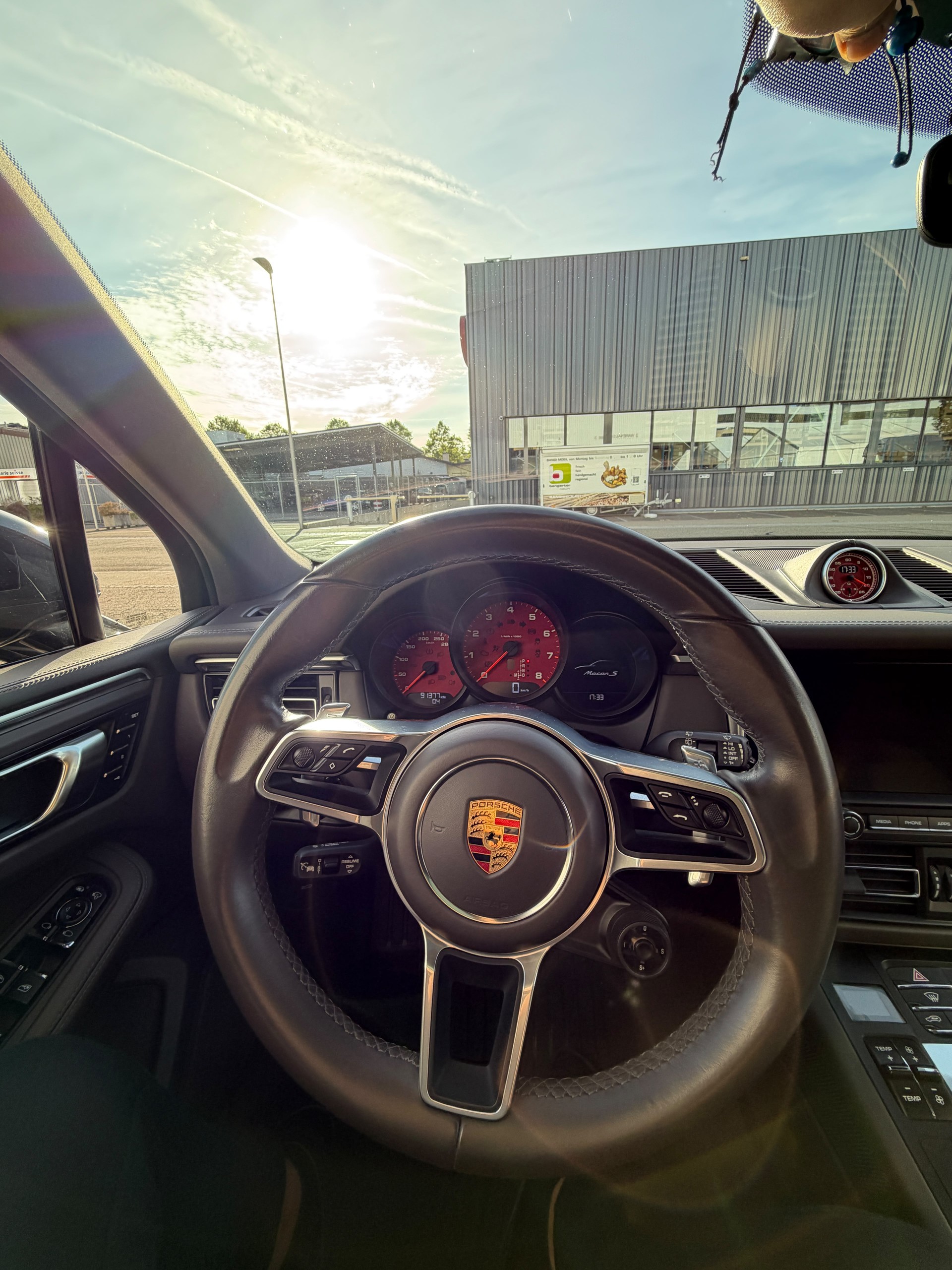 PORSCHE 3.0 V6 S-image-2