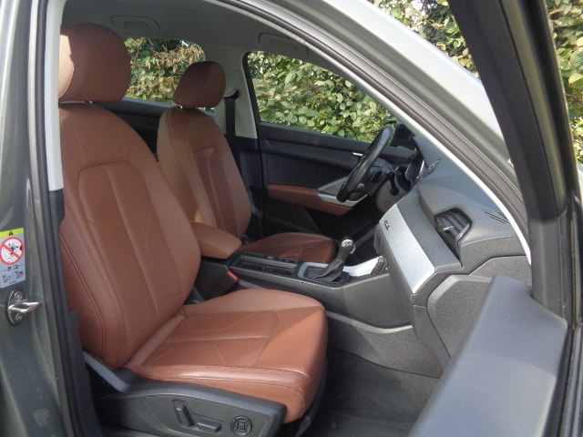 AUDI Q3 45 TFSI quattro S-tronic-image-6