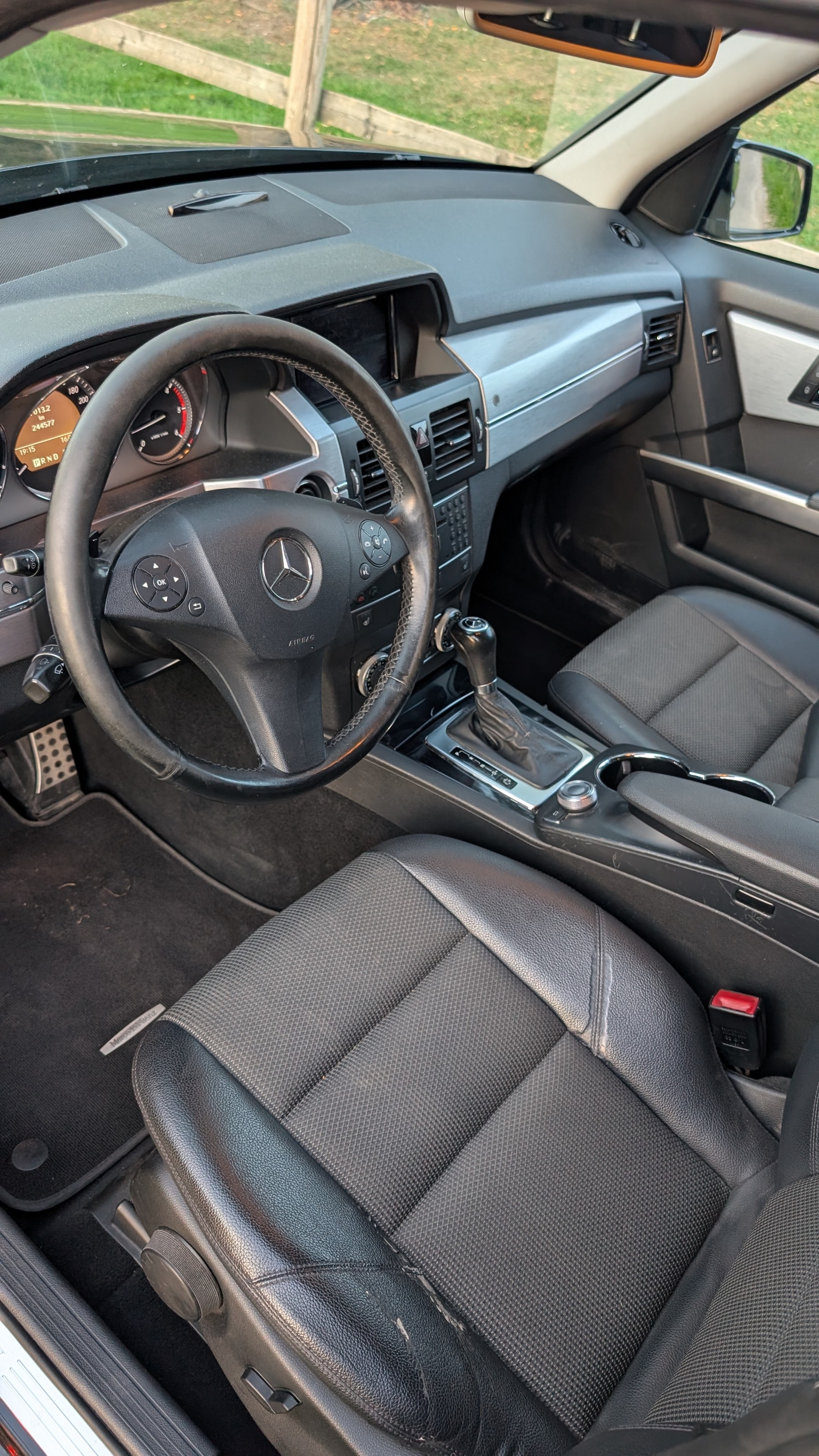 MERCEDES-BENZ GLK 250 CDI BlueEfficiency 4Matic 7G-Tronic-image-15