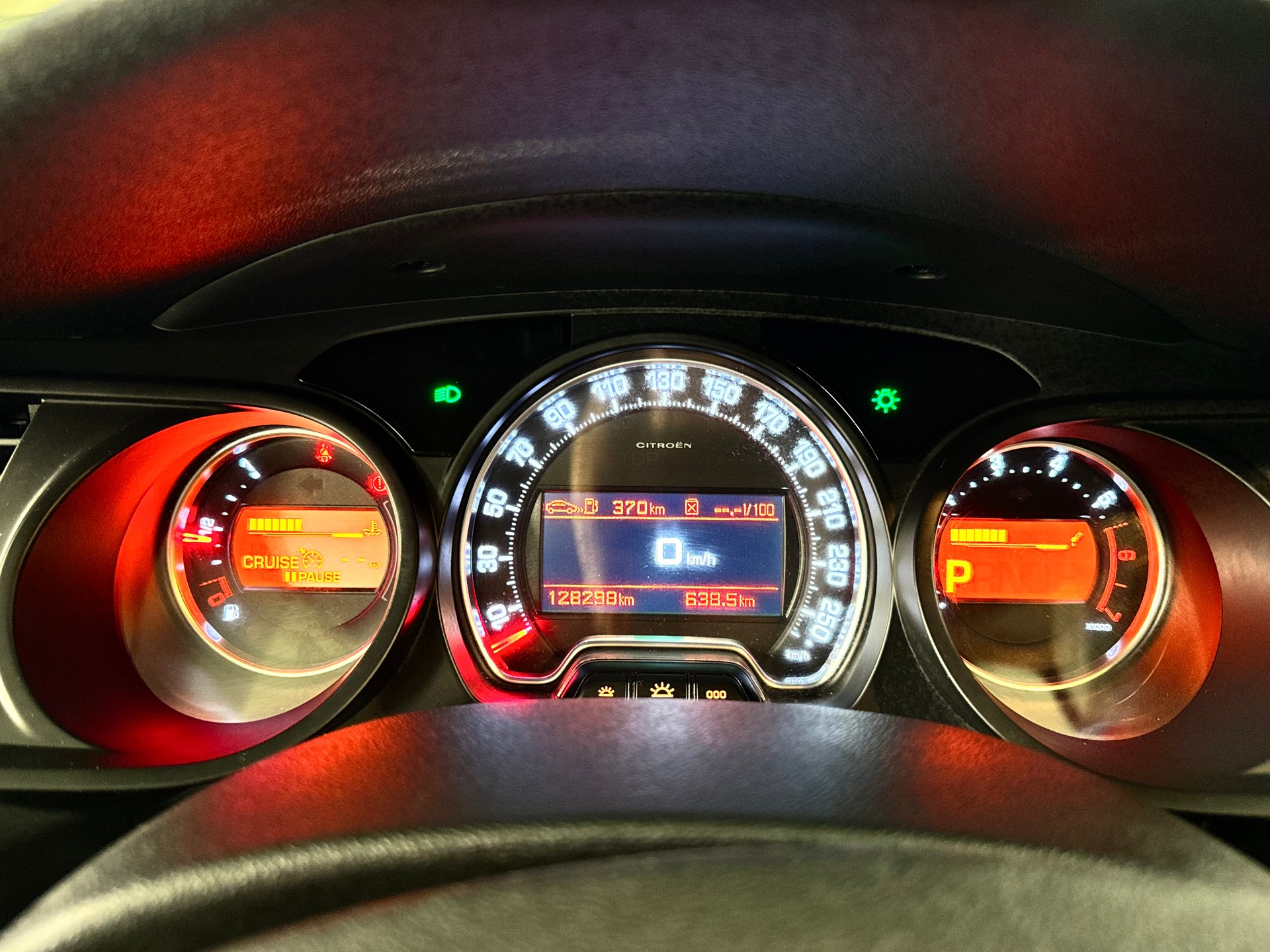 CITROEN C5 Tourer 1.6 Turbo Exclusive Automatic-image-15