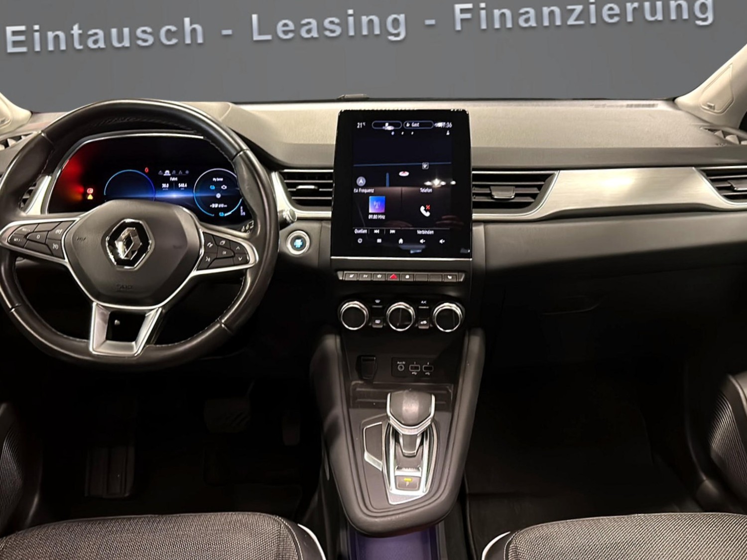 RENAULT Captur 1.6 E-Tech 160 Intens DHT-image-8
