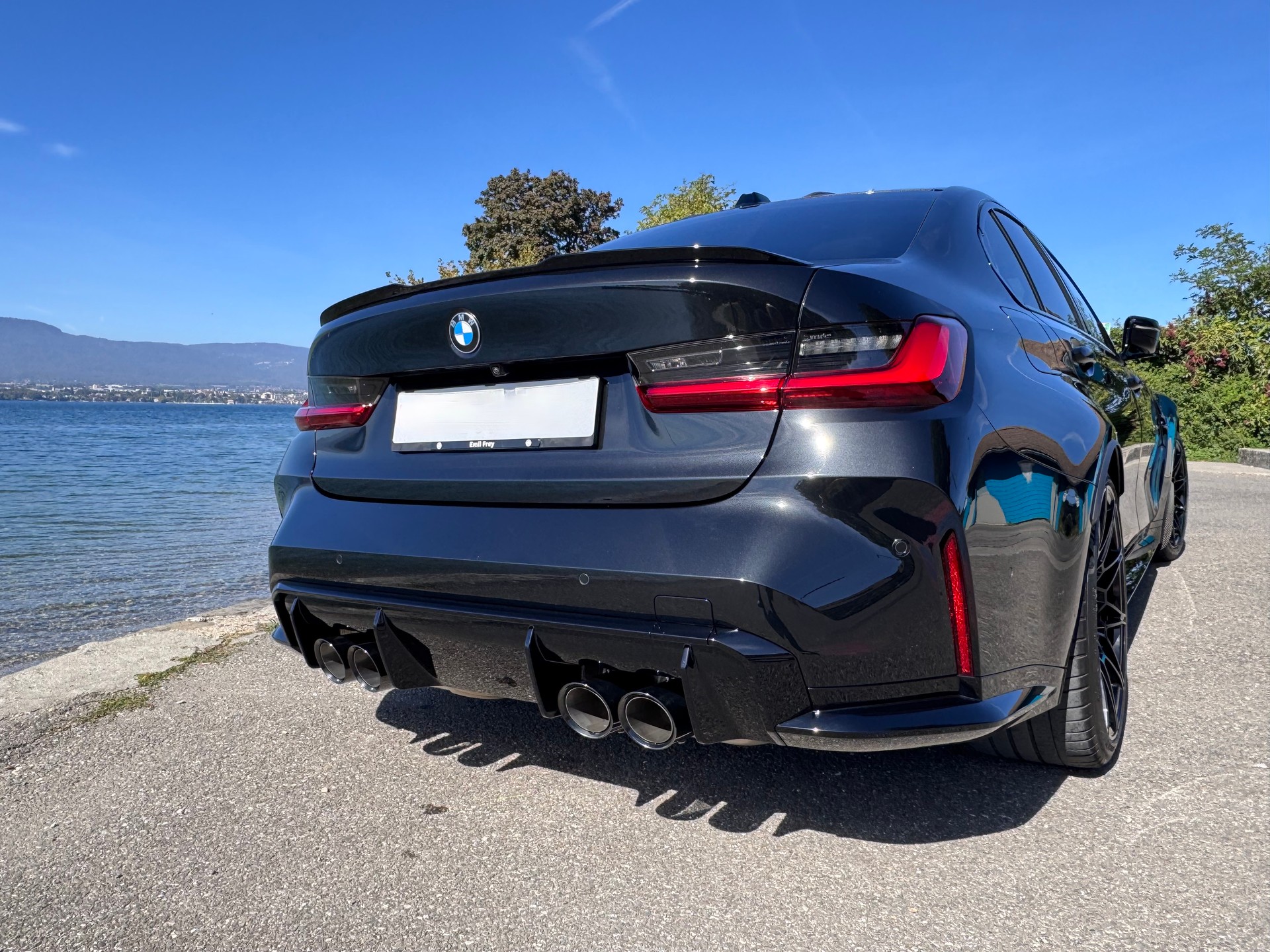 BMW M3 Competition xDrive-image-2