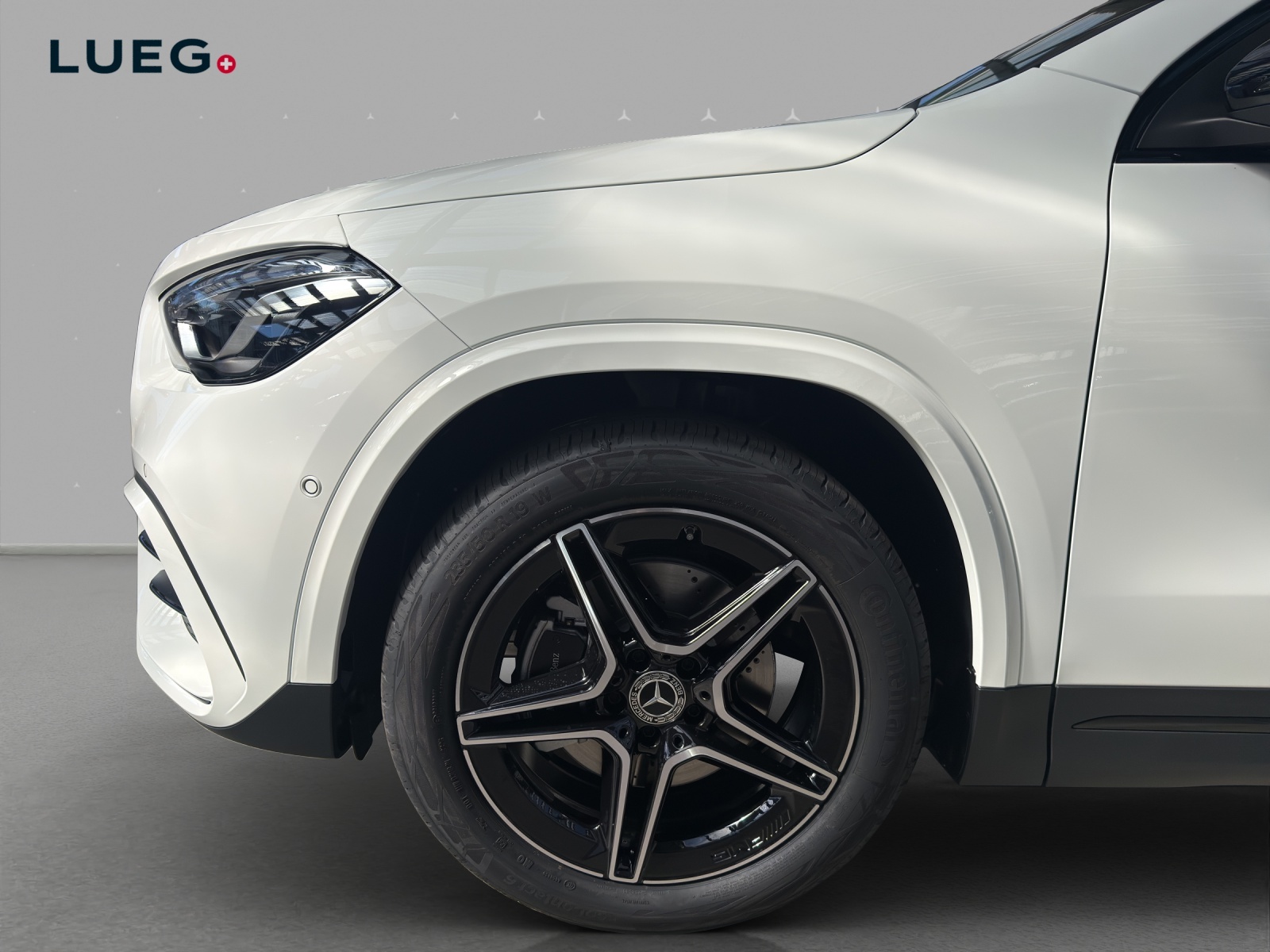 MERCEDES-BENZ GLA 200 Night Star 7G-DCT-image-6