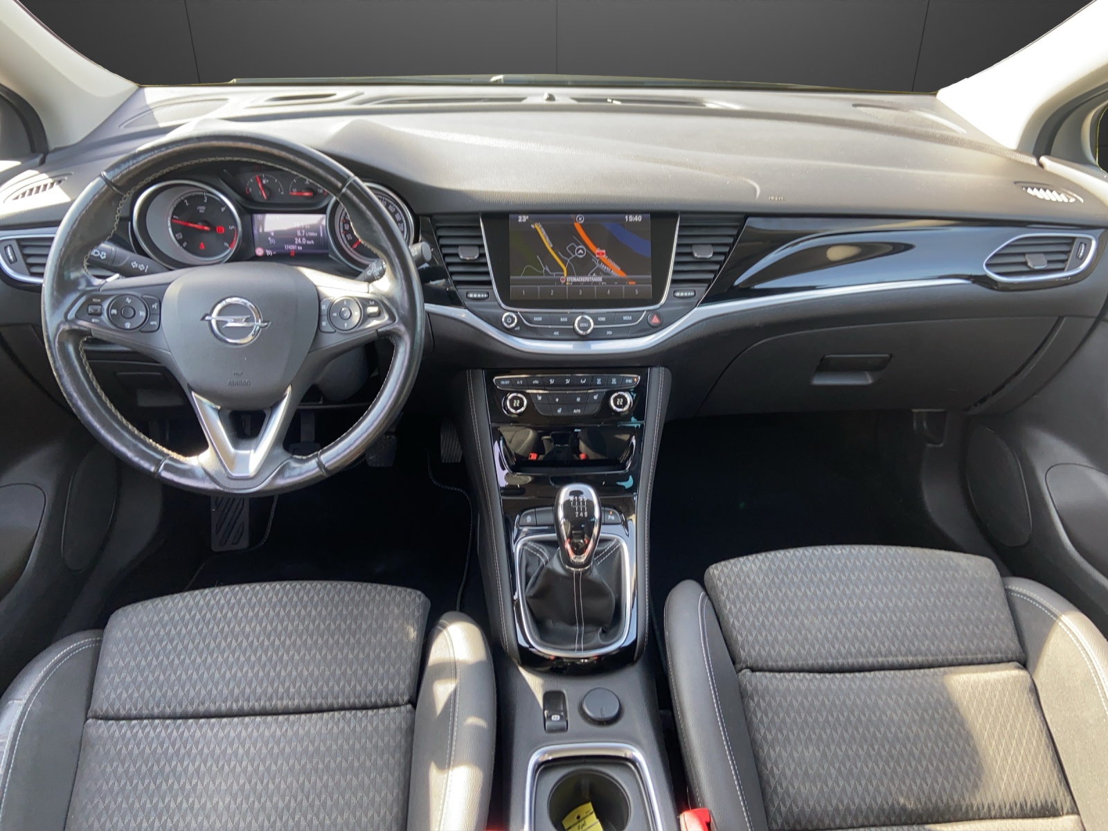OPEL Astra 1.6 CDTi BiTurbo Excellence-image-10